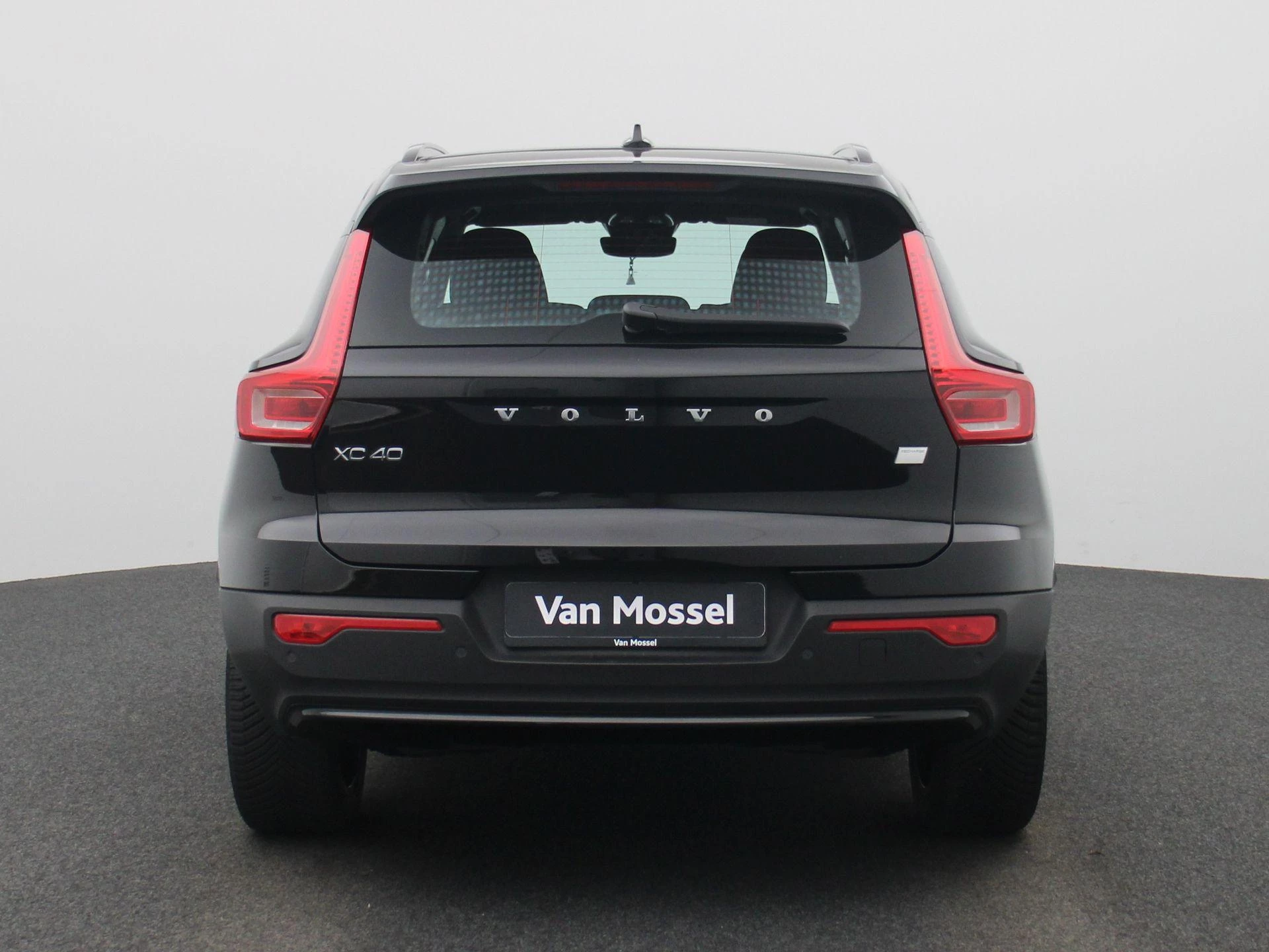 Volvo-XC40-image-4