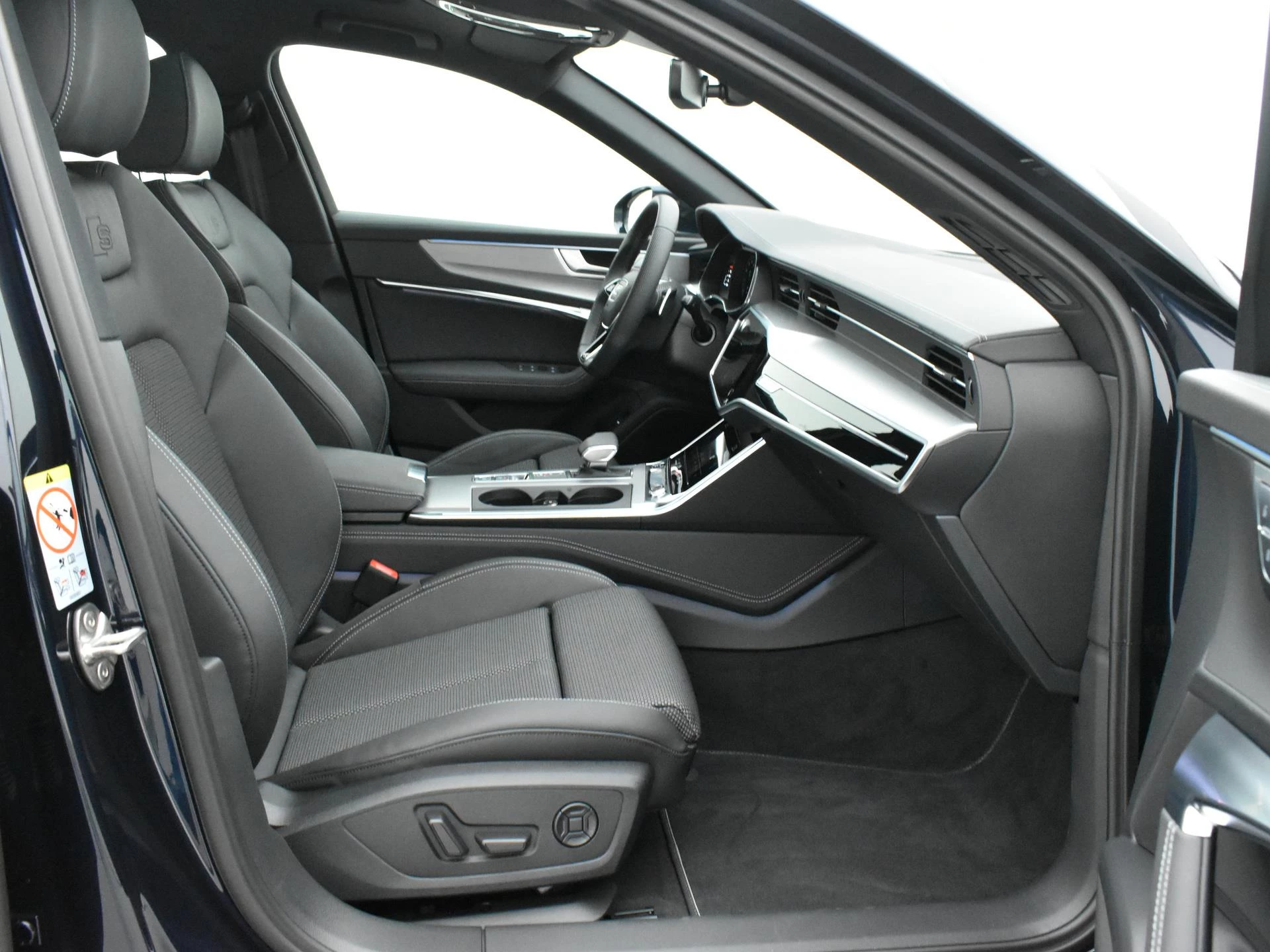 Audi A6 Avant 40 TFSI Advanced edition