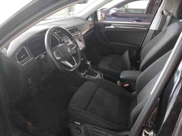 Volkswagen-Tiguan-image-3