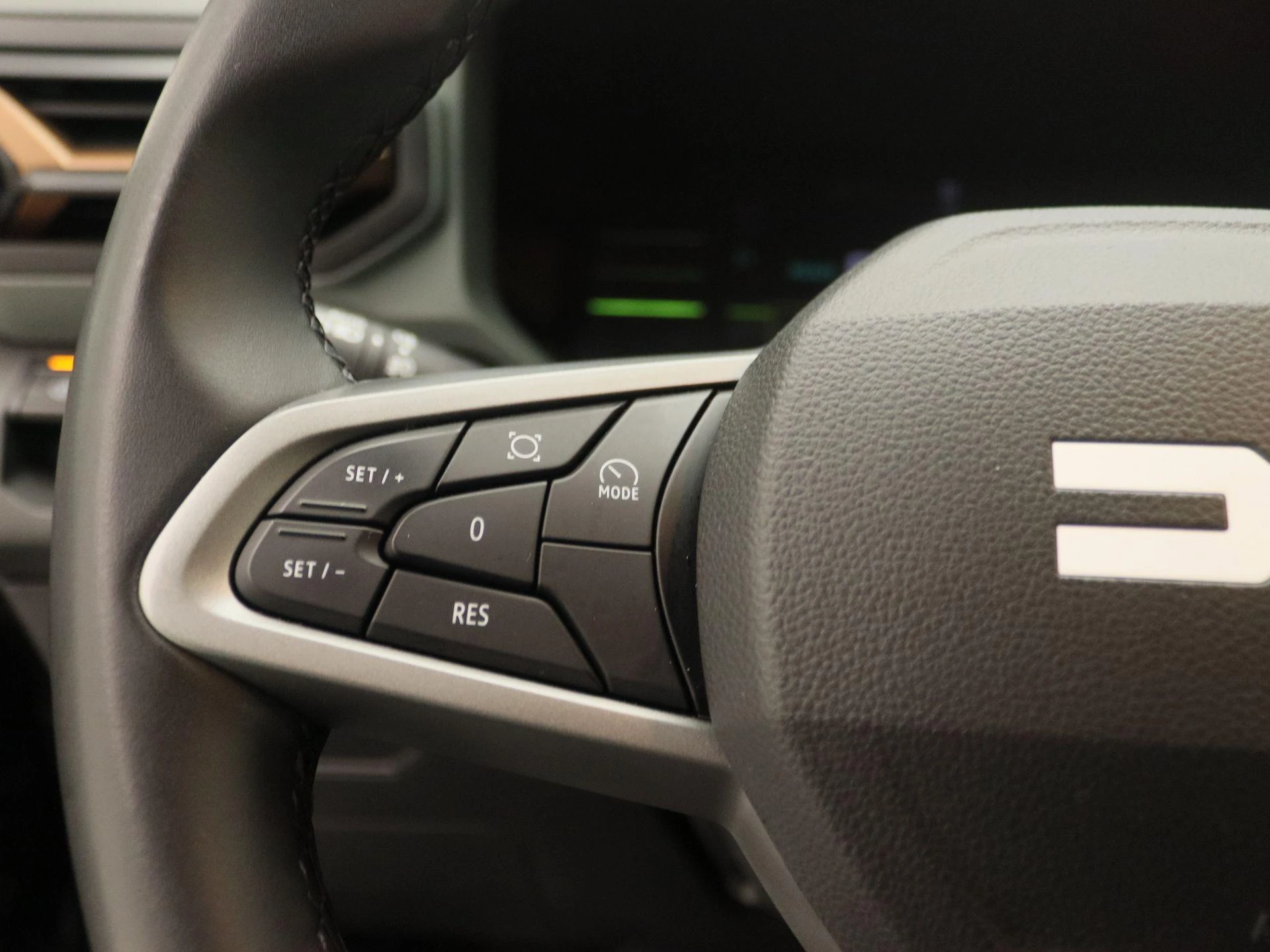Dacia-Duster-image-18