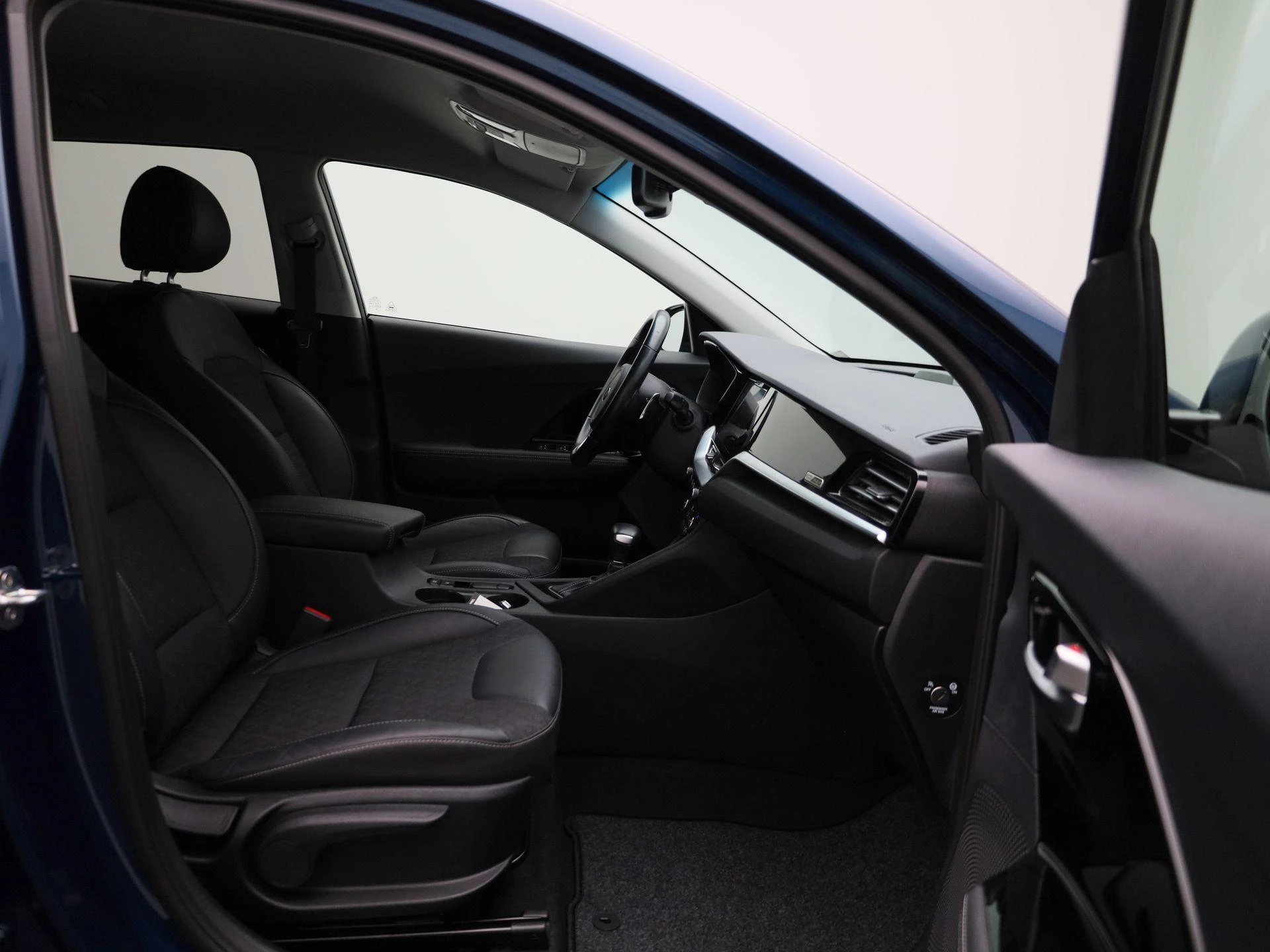 Kia-Niro-image-35