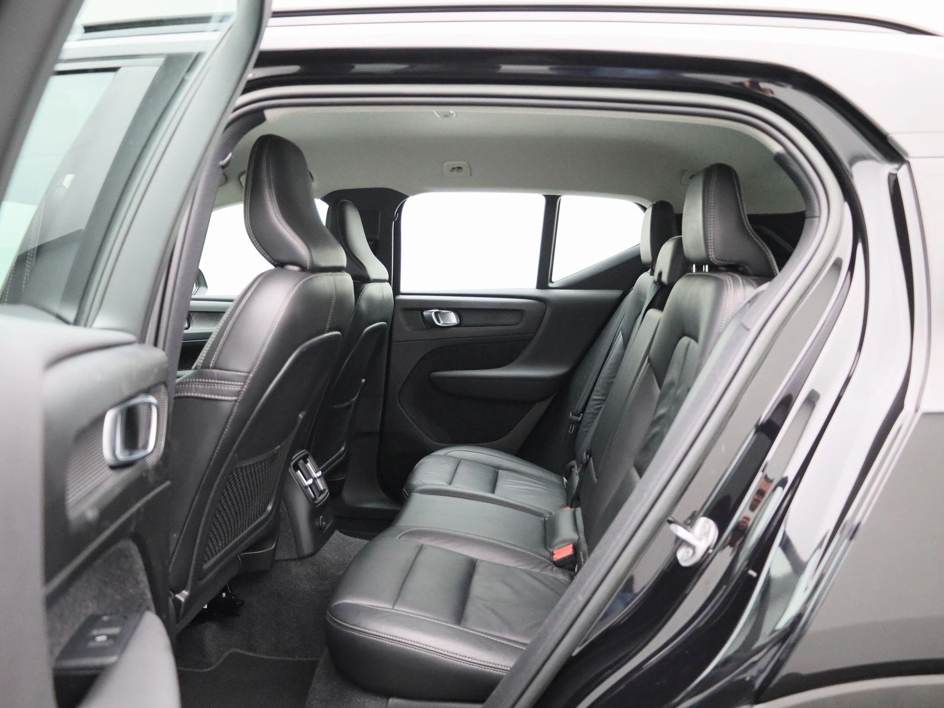 Volvo-XC40-image-9