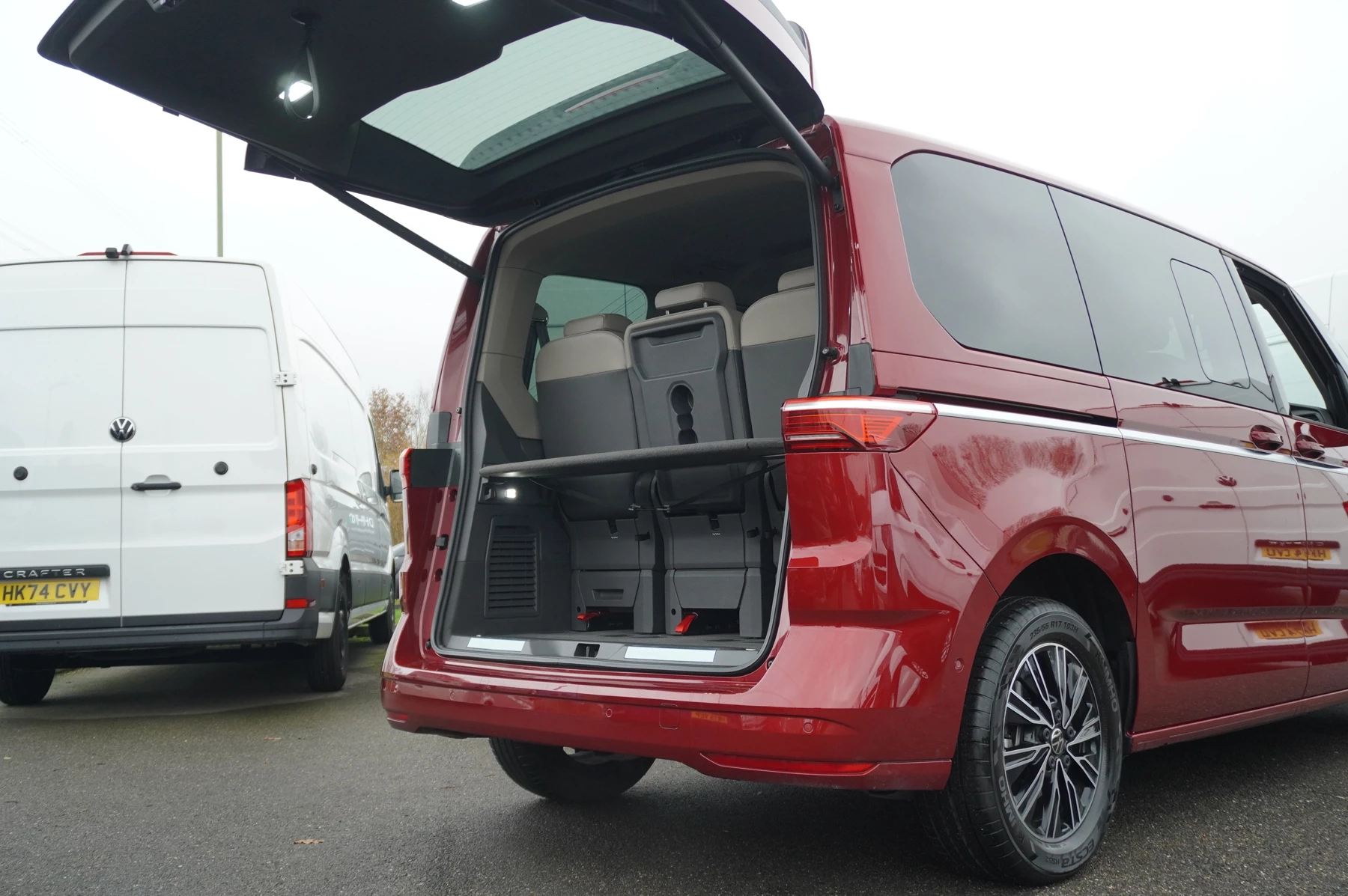 Volkswagen-Multivan-image-15