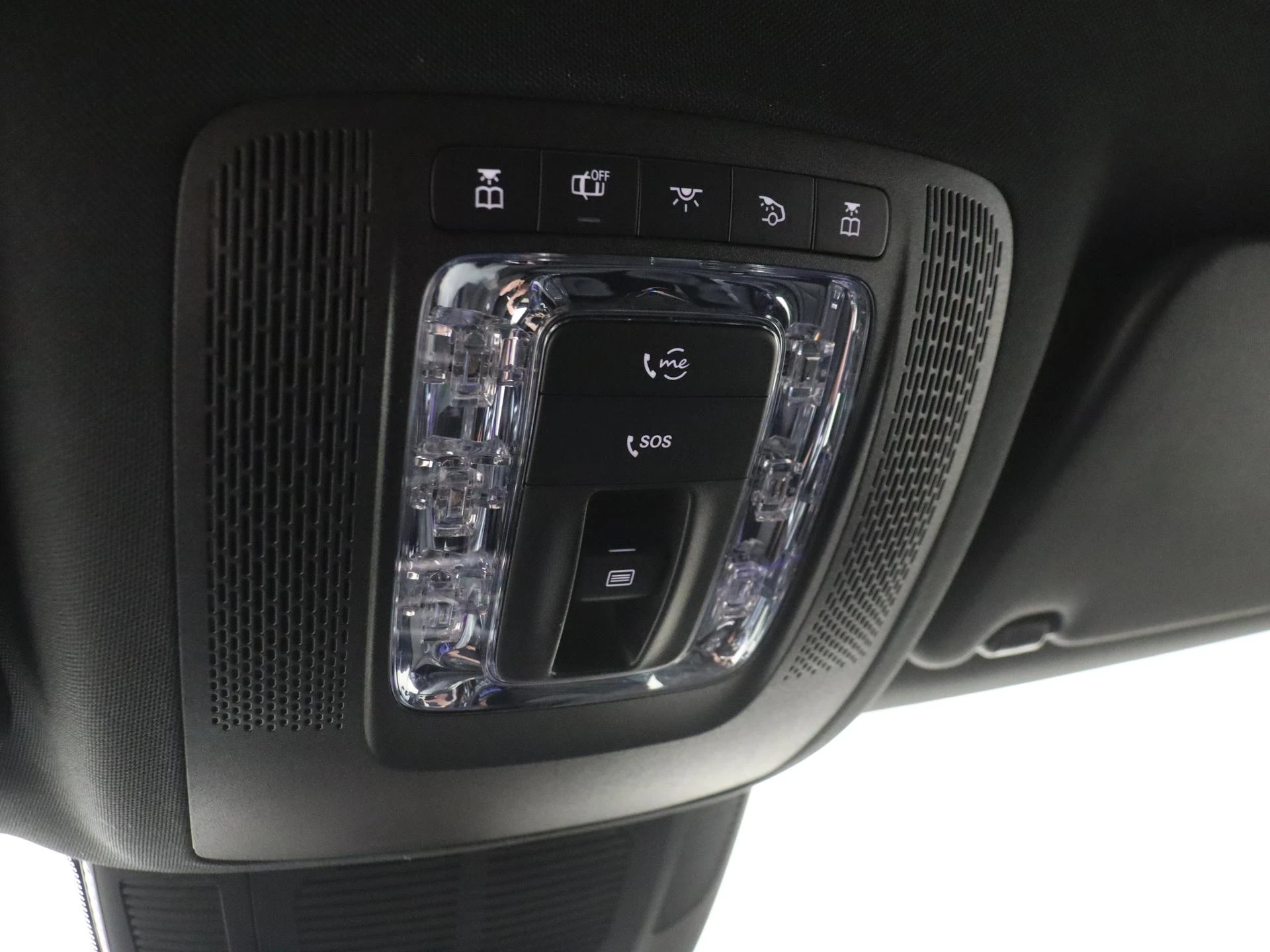 Mercedes-Benz-GLE-image-22