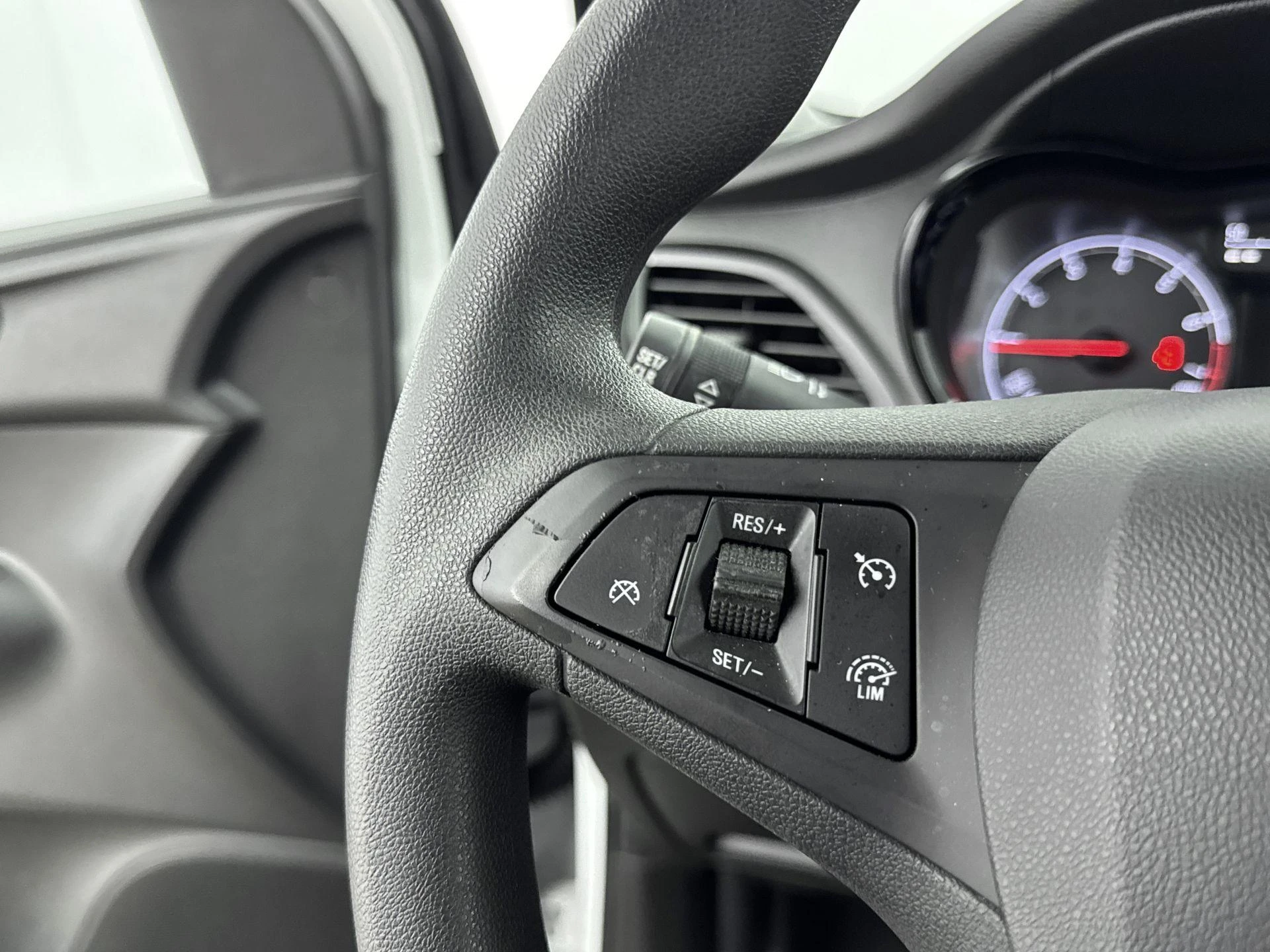 Opel-KARL-image-5