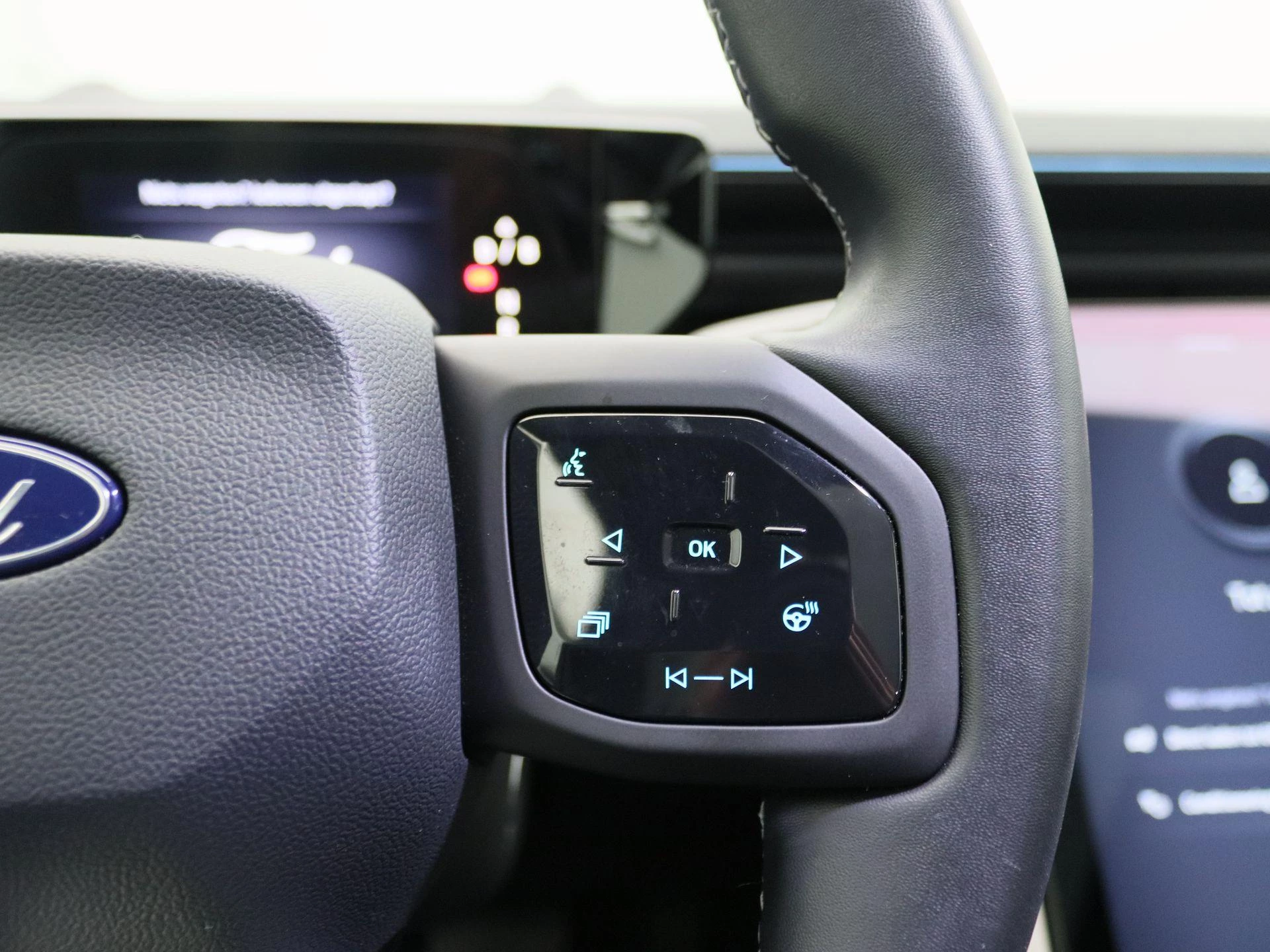 Ford-Explorer-image-19