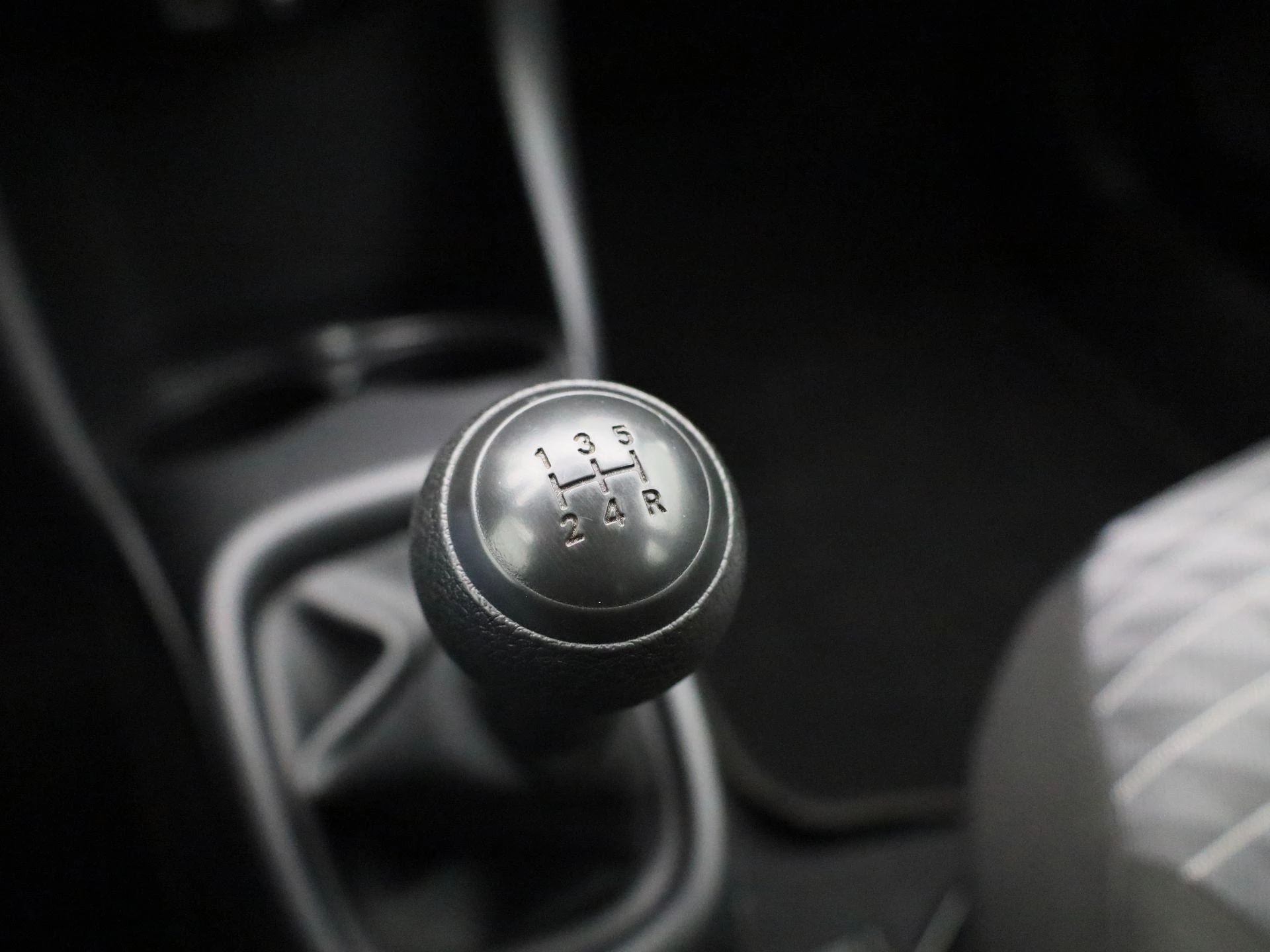Peugeot-108-image-19