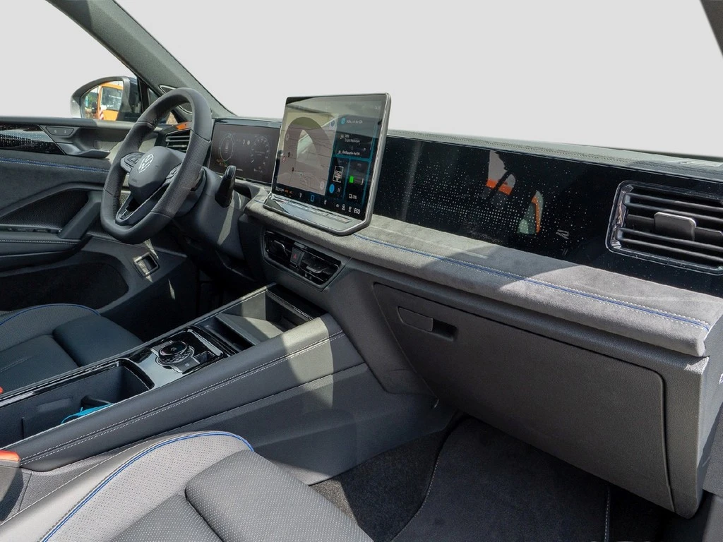 Volkswagen-Tiguan-image-7