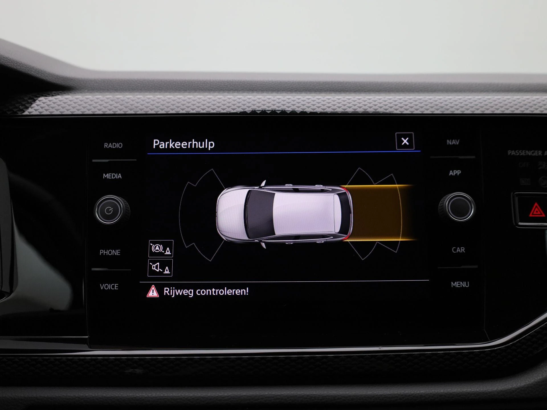 Volkswagen-Polo-image-26