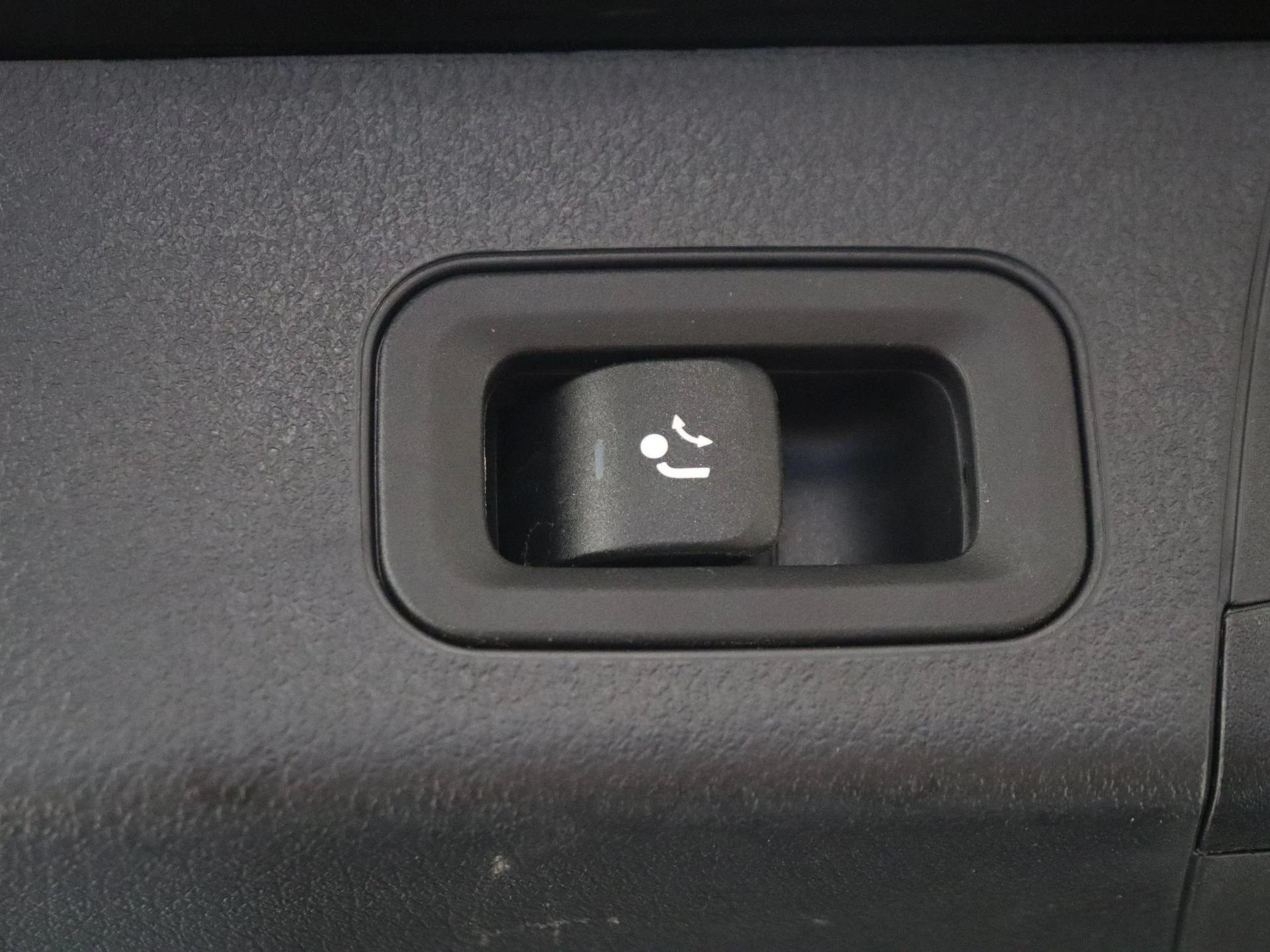 Mercedes-Benz EQB 250+ Luxury Line 71 kWh