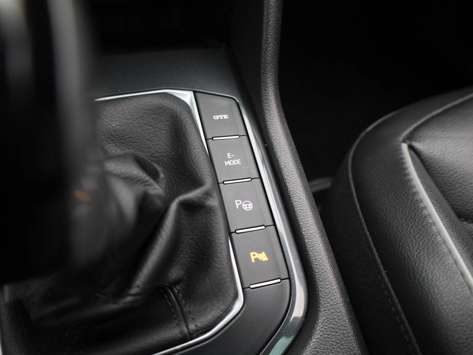 Volkswagen-Tiguan-image-31