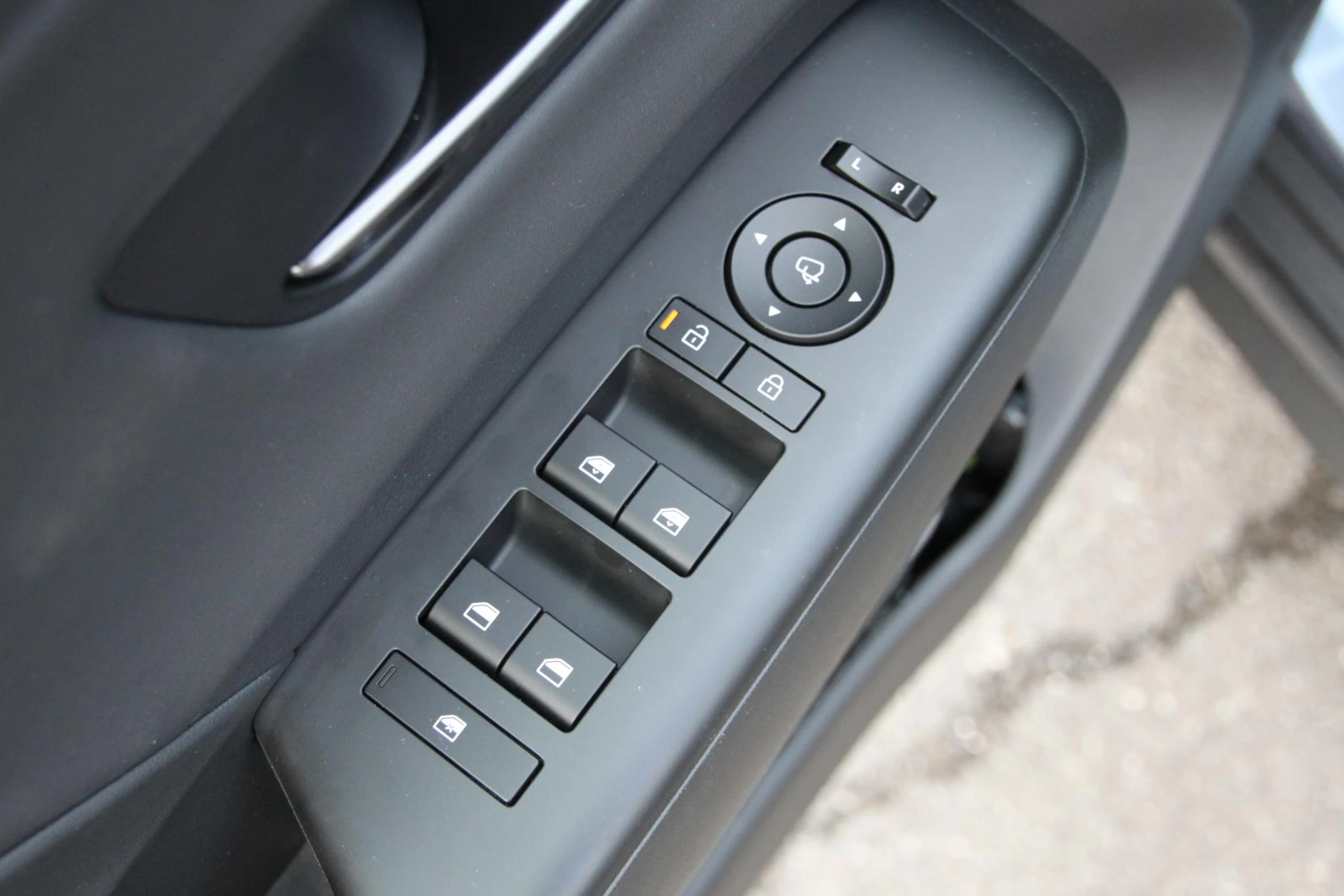 Hyundai-Kona-image-36