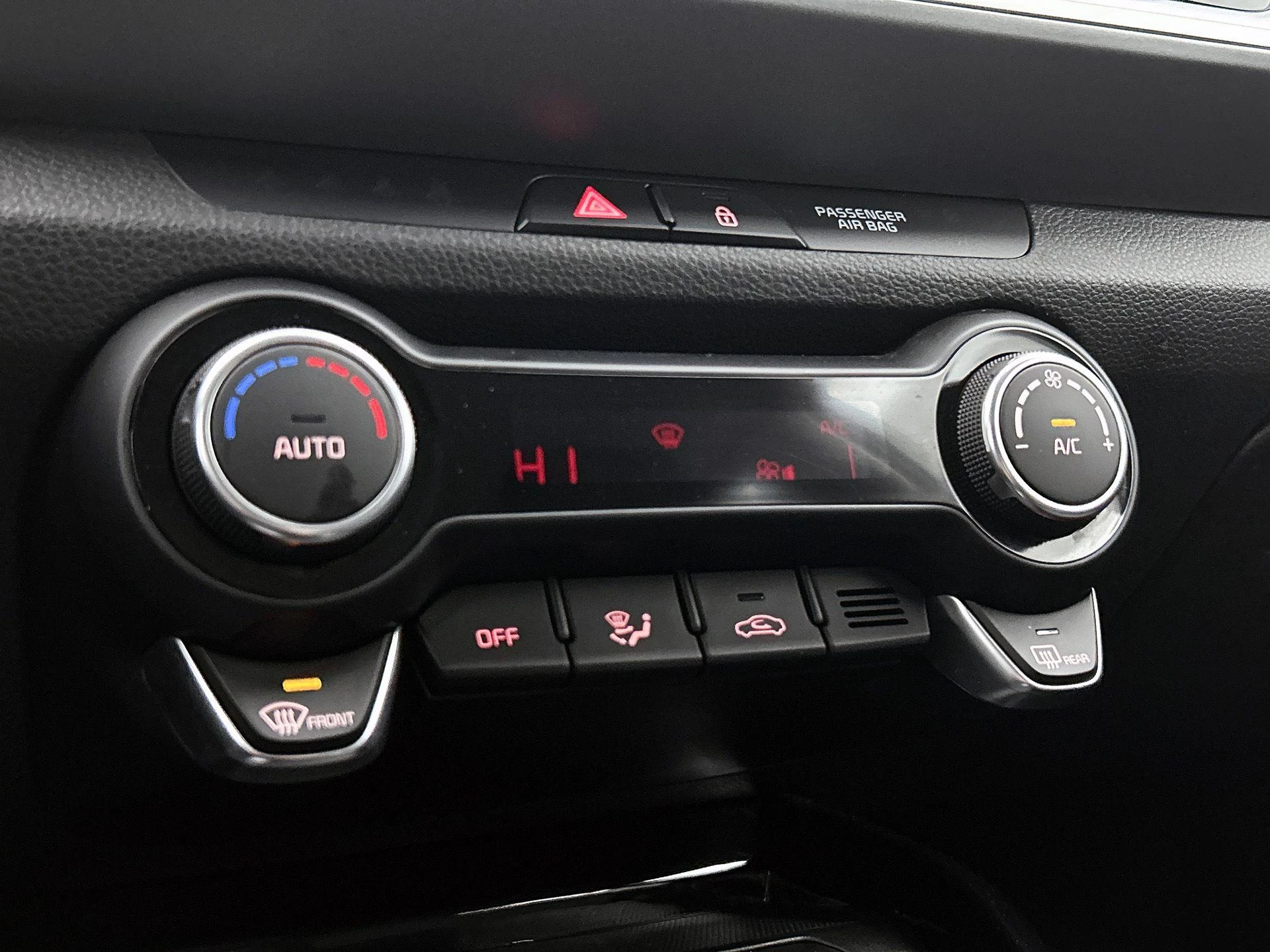 Kia-Stonic-image-23