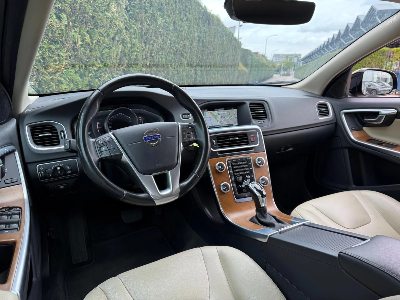 Volvo-V60-image-5
