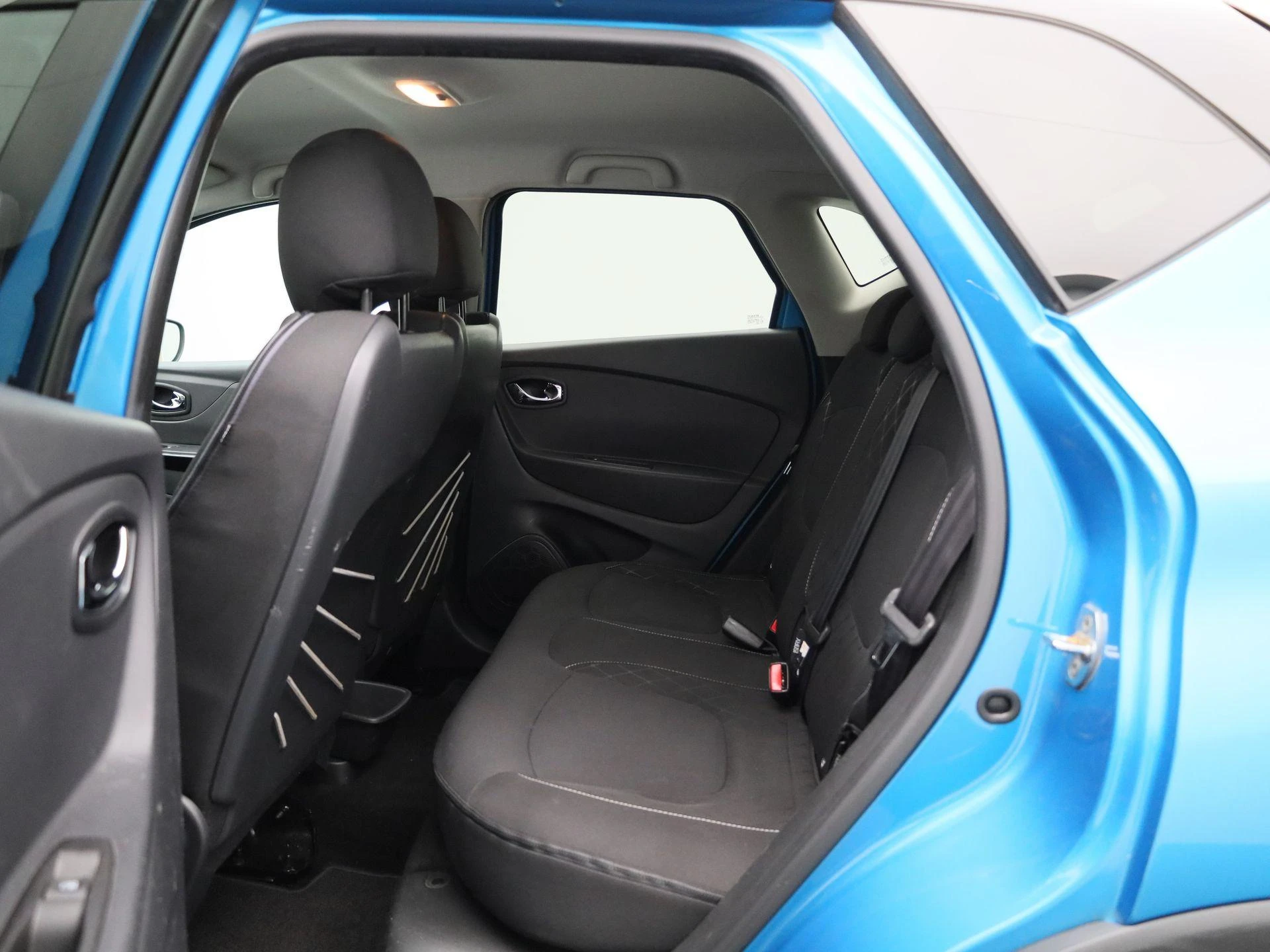 Renault-Captur-image-10