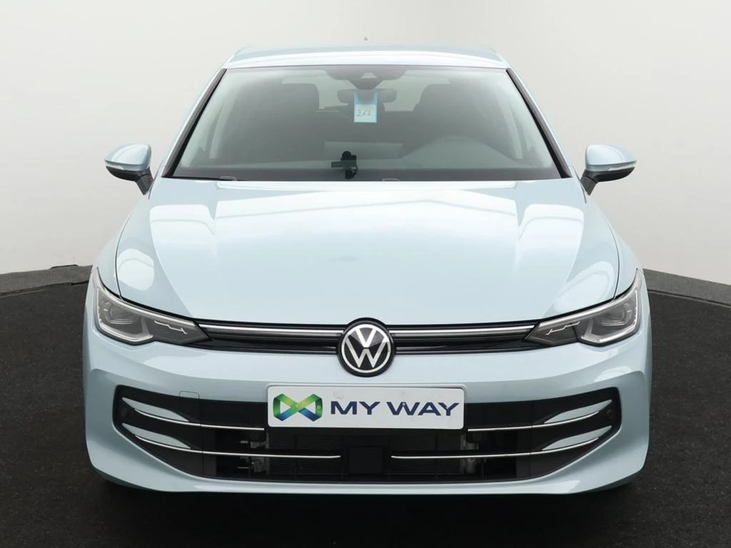 Volkswagen Golf VIII Golf Style Business 1.5 eTSI 150pk AUTOMAAT *DEMO*