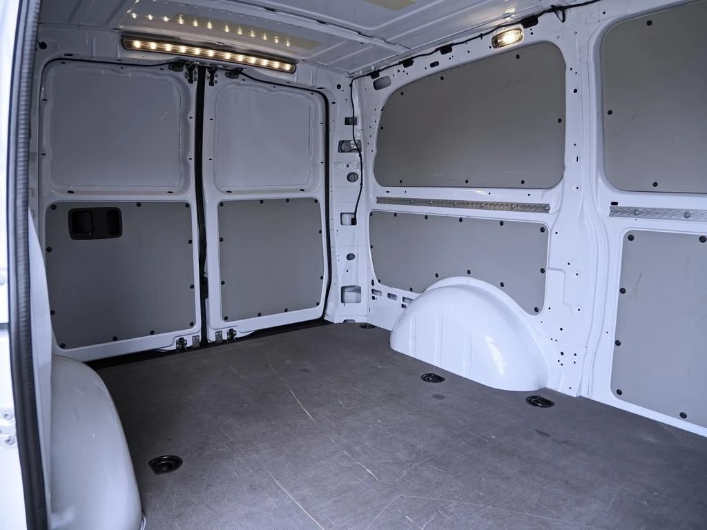 Mercedes-Benz-Vito 116-image-13