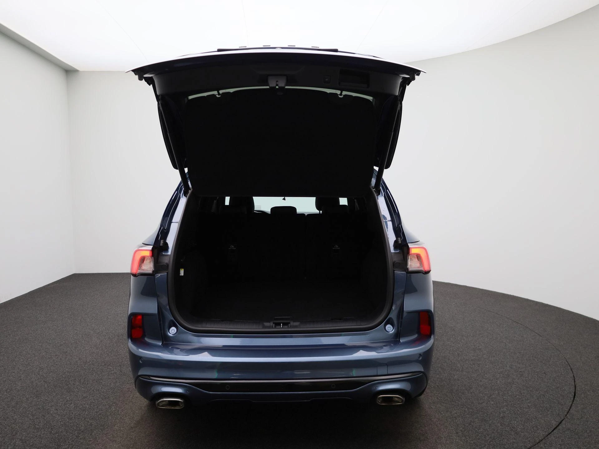 Ford-Kuga-image-10
