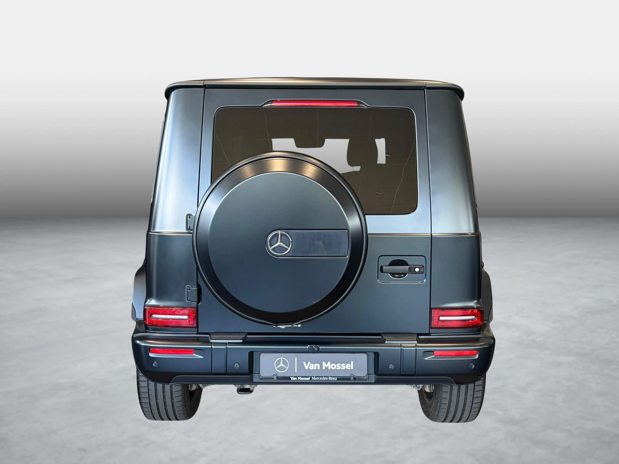 Mercedes-Benz-G-Klasse-image-4
