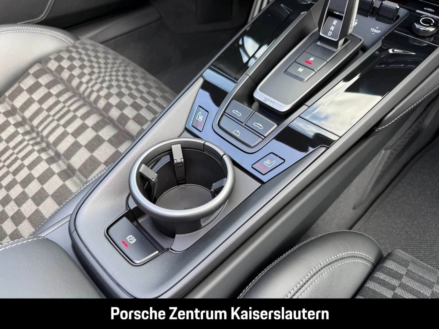Porsche 911 992 Spirit 70 Burmester Clubleder InnoDrive spirit 70