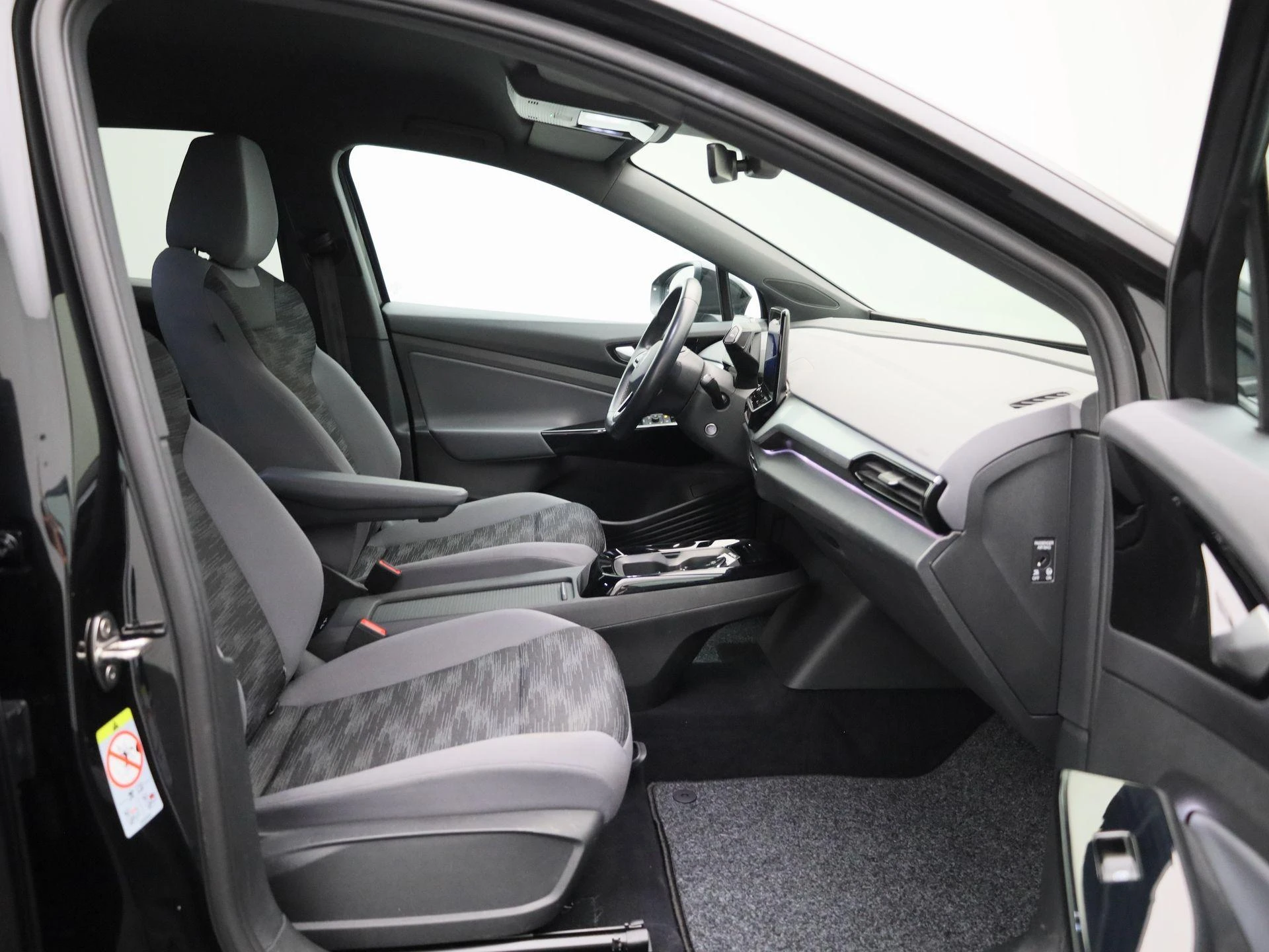 Volkswagen-ID.4-image-32