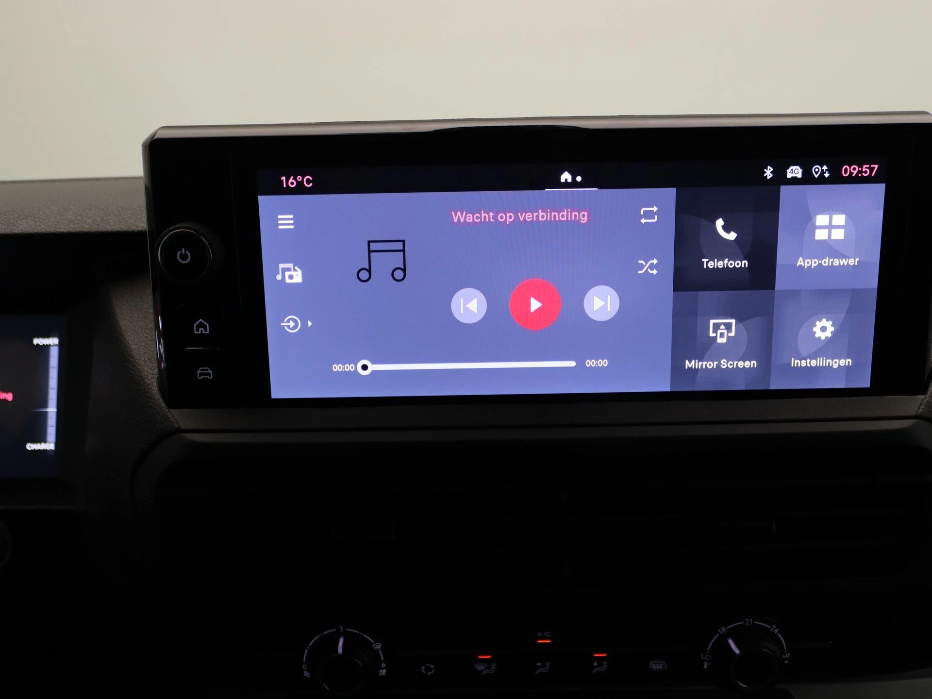 Fiat-E-Scudo-image-15