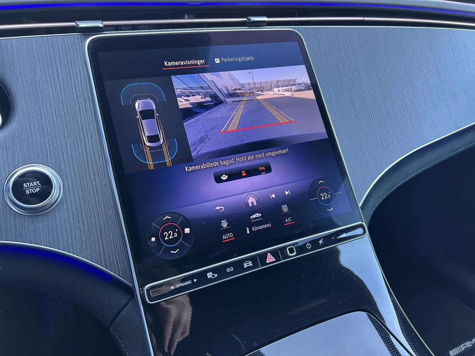Mercedes-Benz-EQE-image-14