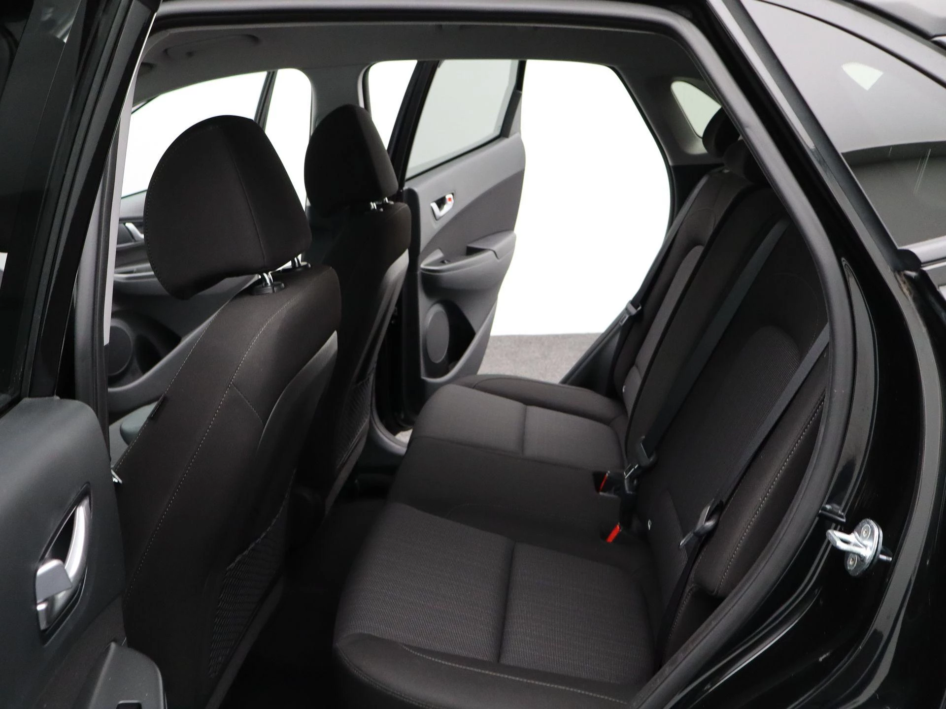 Hyundai Kona 1.6 GDI HEV Fashion Design Sky