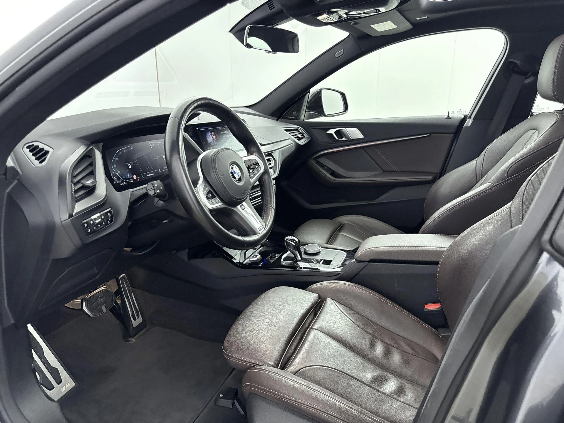 BMW-2 Serie-image-15