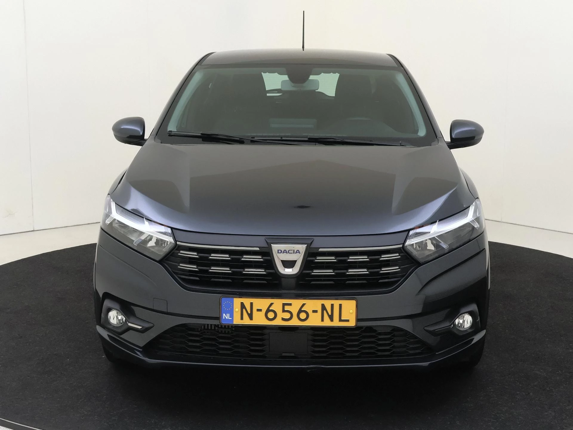Dacia-Sandero-image-4