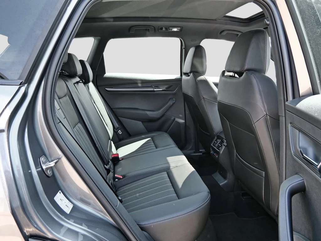 Škoda Karoq 2.0 TSI Sportline 4x4 *PANO*CANTON*AHK*ACC*NAVI*
