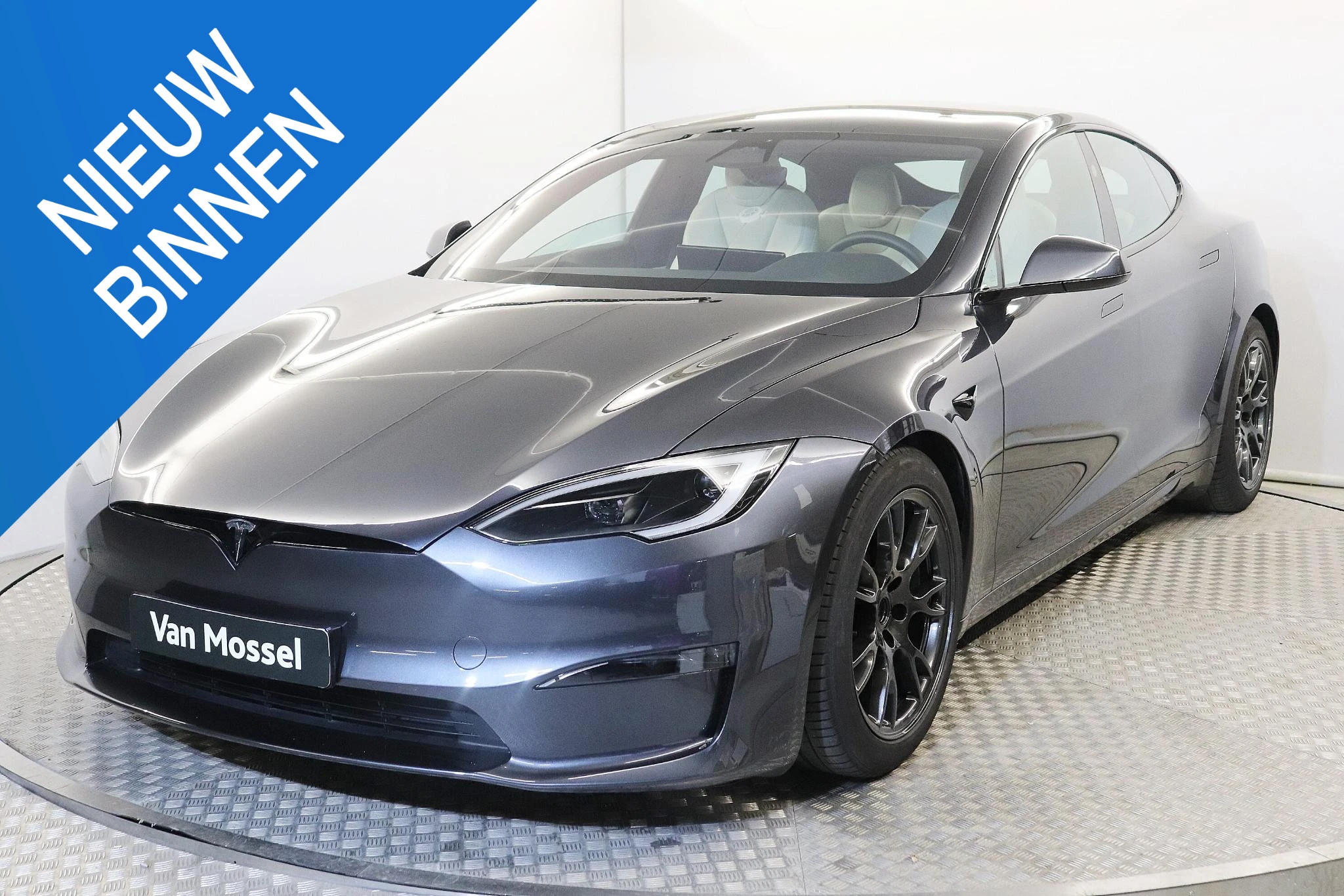 Tesla-Model S-image-0
