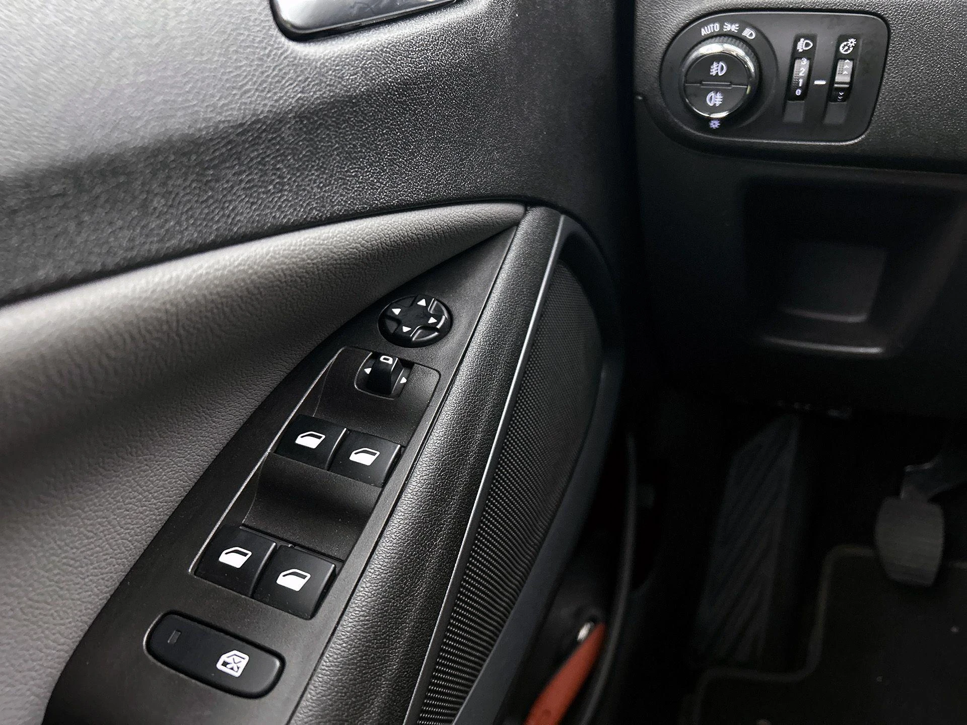 Opel-Crossland X-image-29