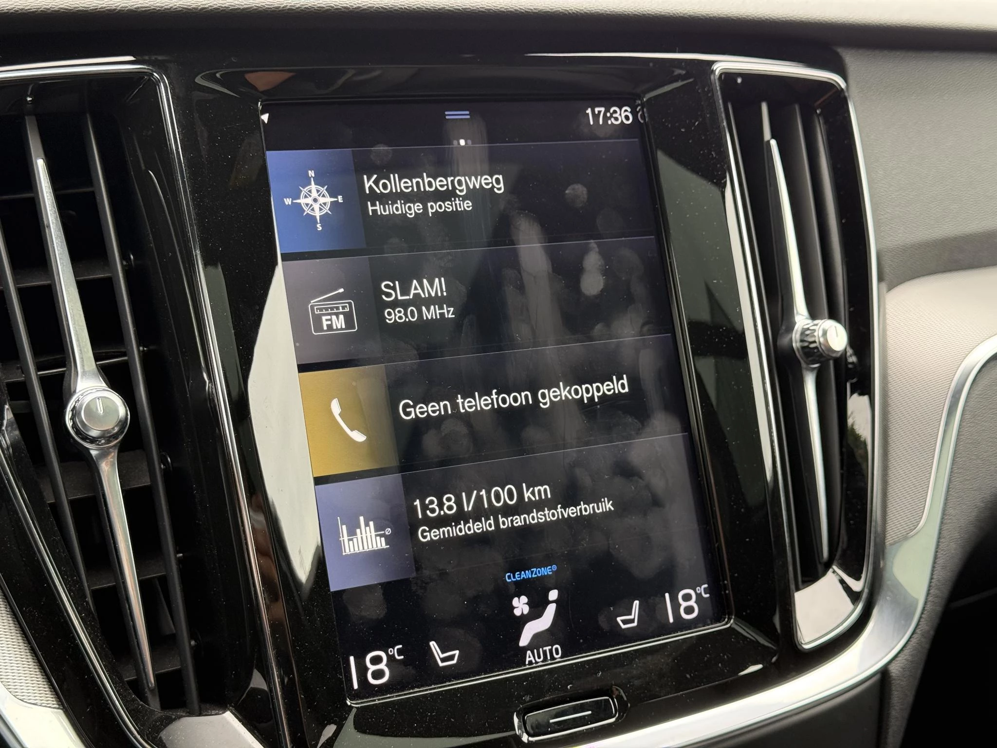 Volvo-V60-image-16