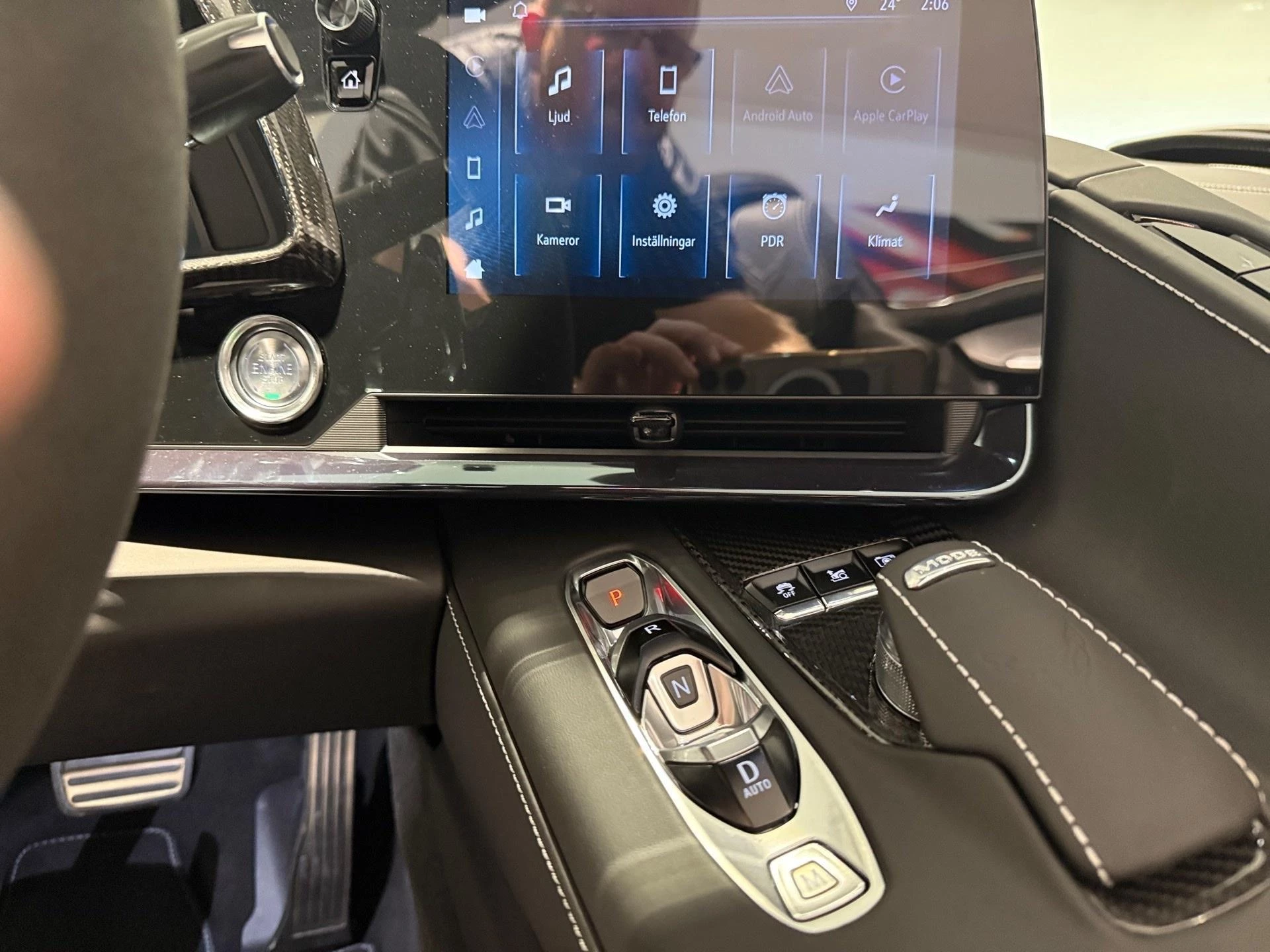 Chevrolet-Corvette-image-18