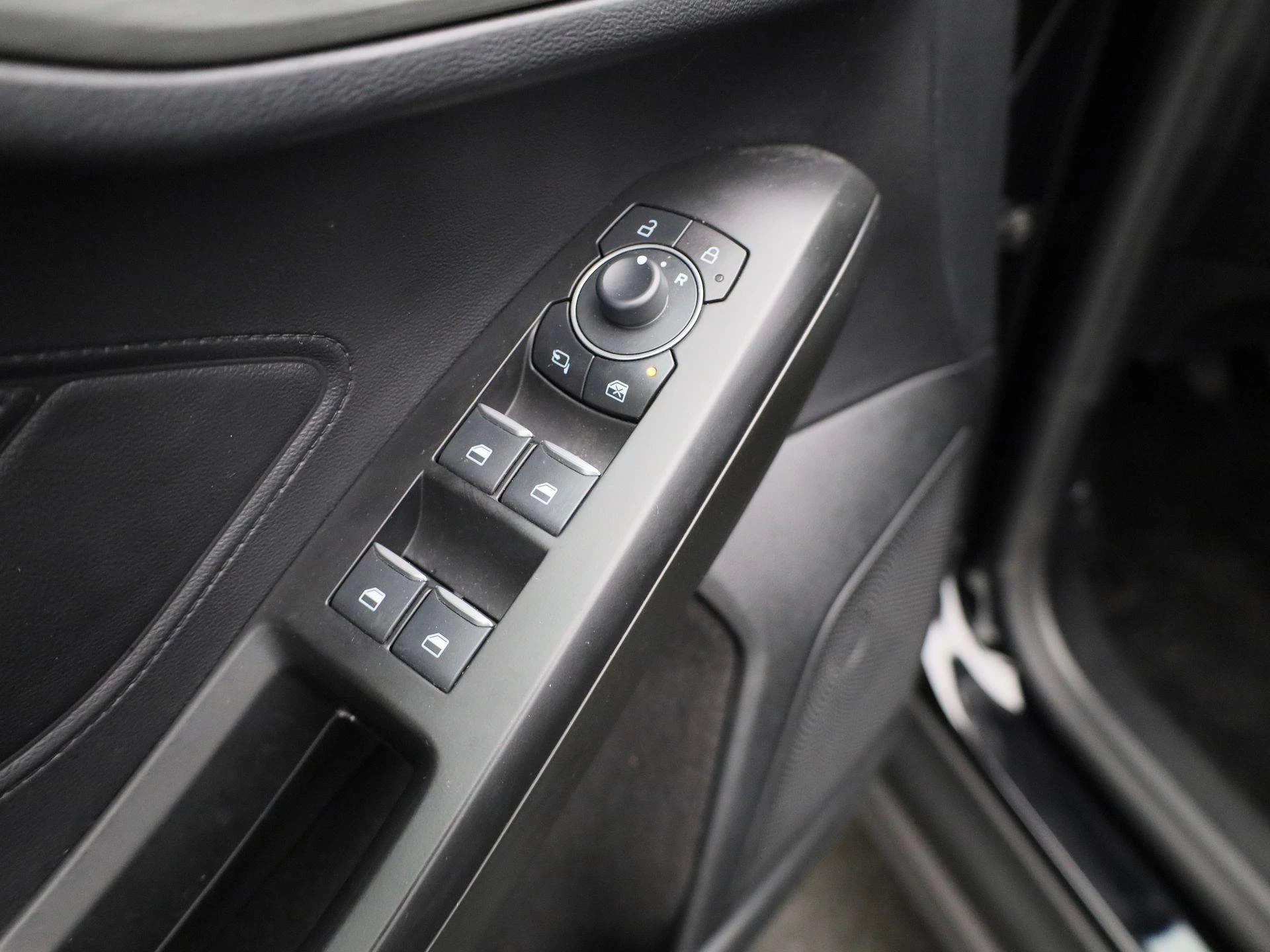 Ford-Focus-image-19