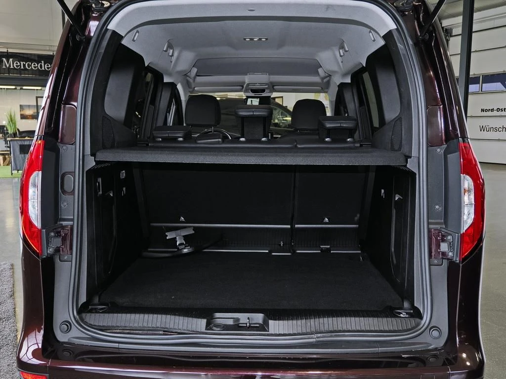 Mercedes-Benz-T-Klasse 180 d-image-14