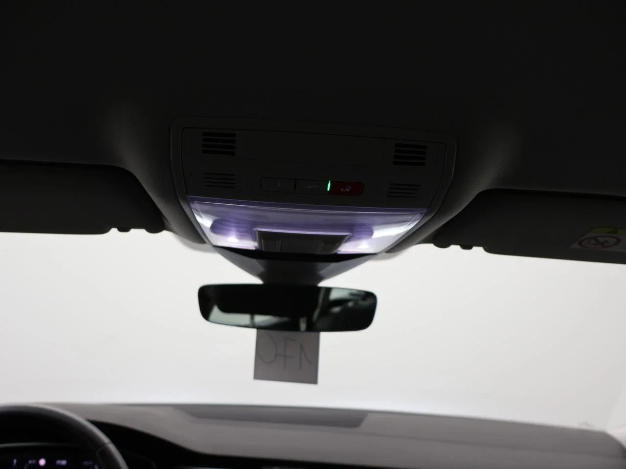 Volkswagen-Passat-image-27