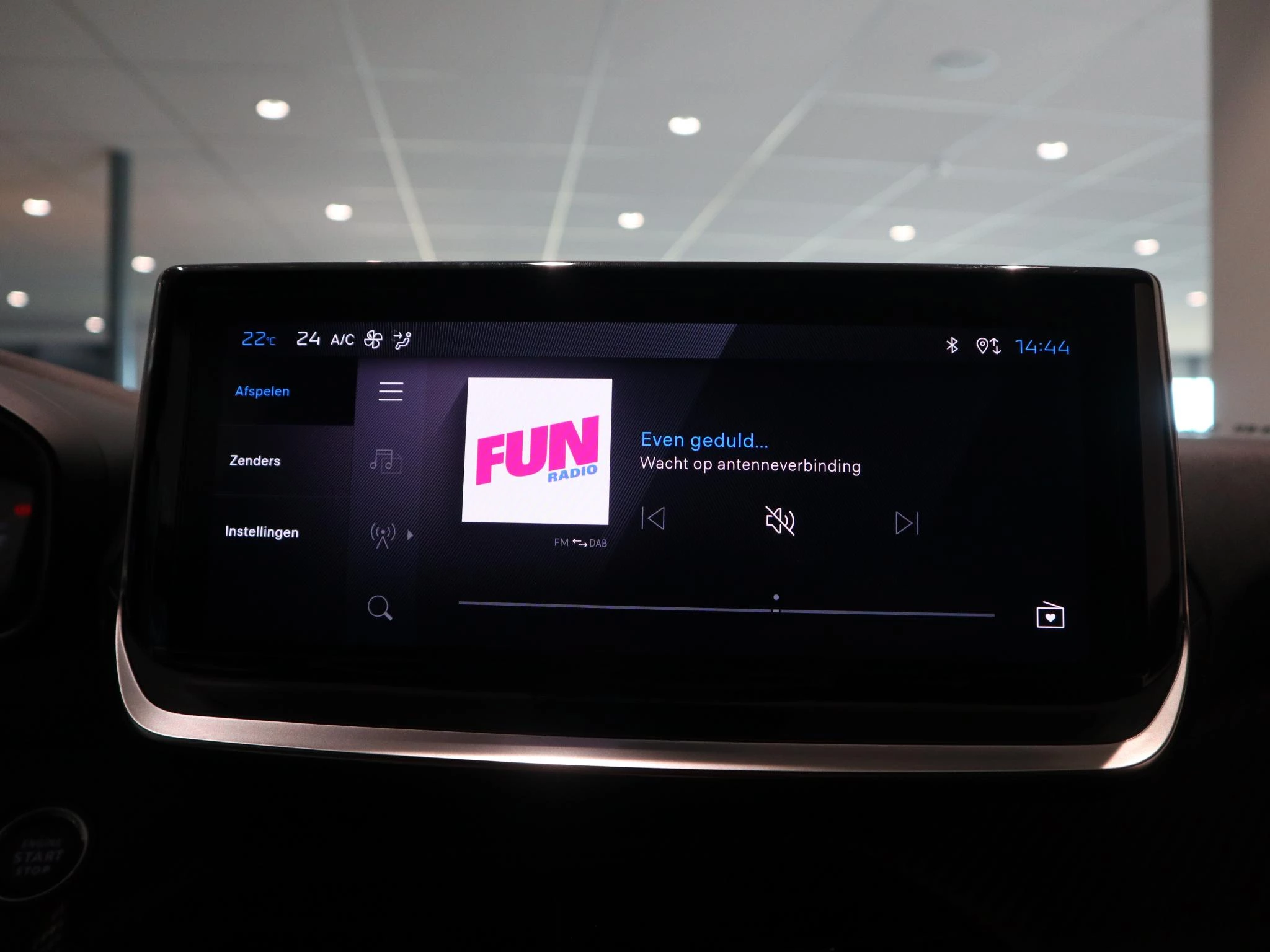 Peugeot-2008-image-18