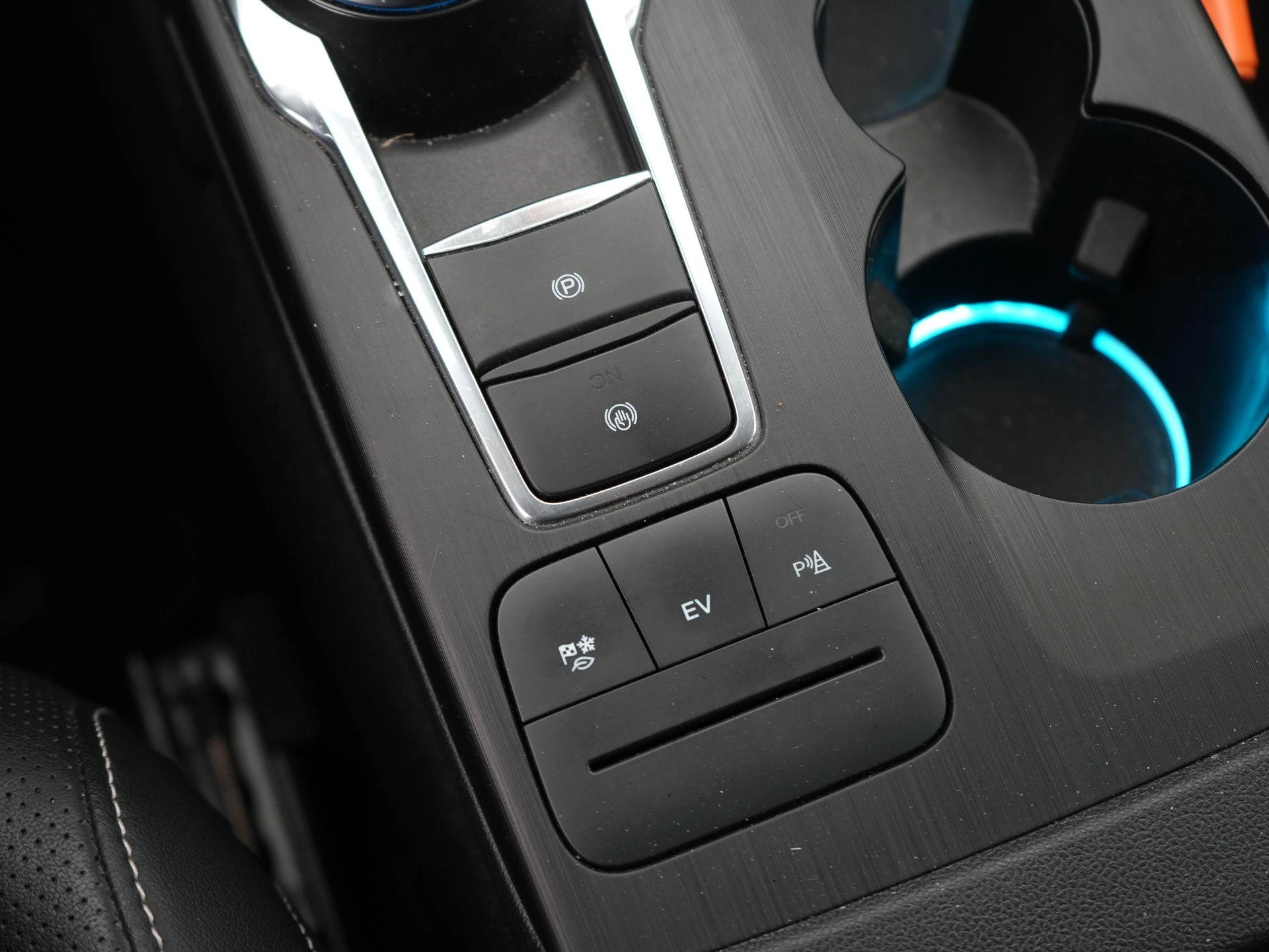 Ford-Kuga-image-24