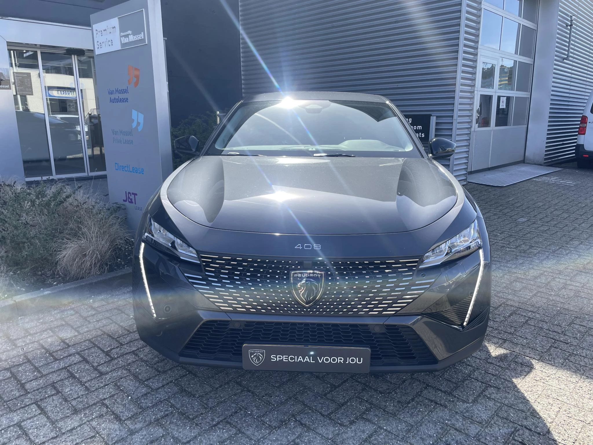 Peugeot-408-image-4