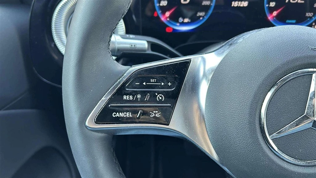 Mercedes-Benz-CLA-image-9
