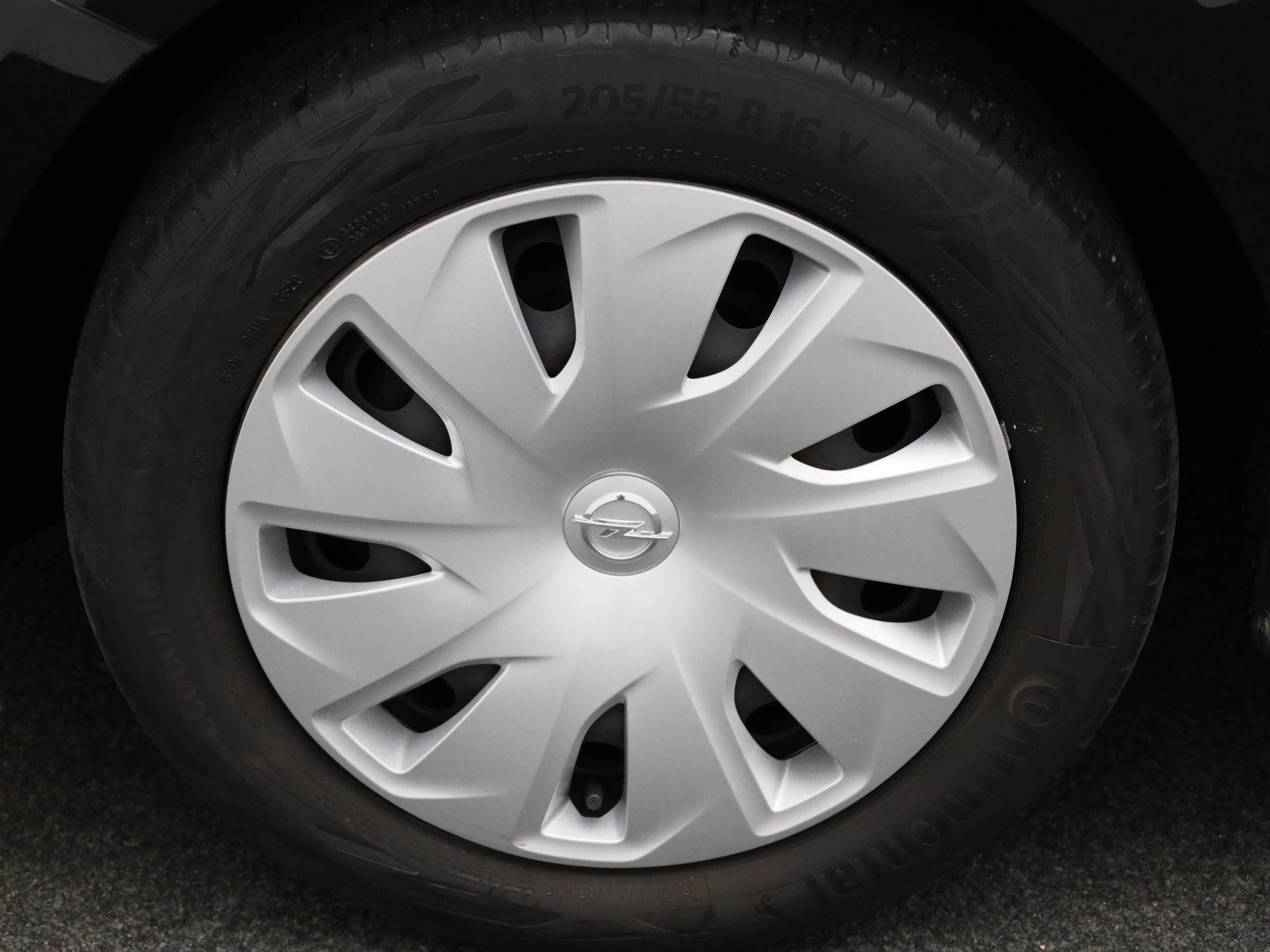 Opel-Astra-image-11