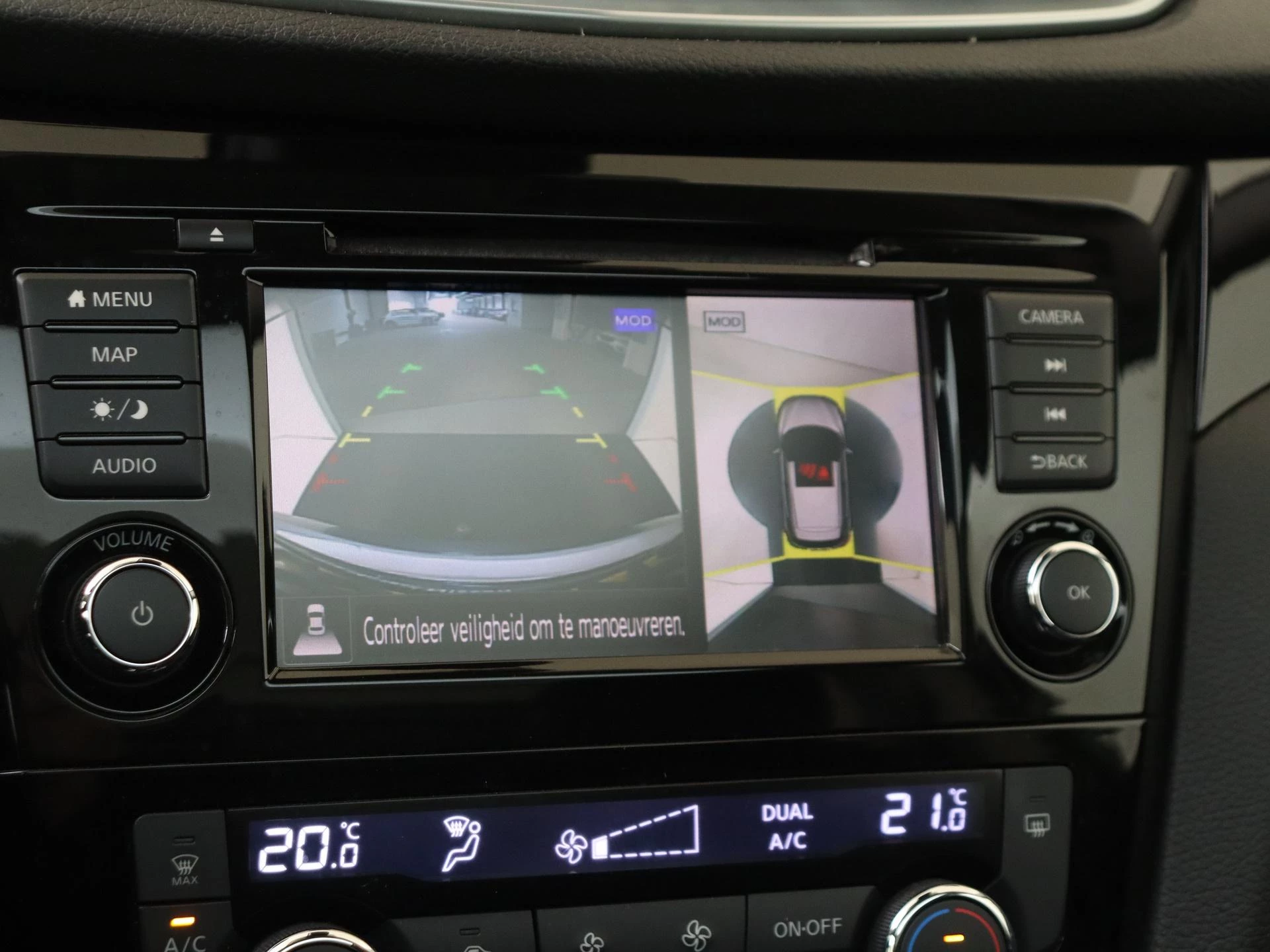 Nissan-QASHQAI-image-17