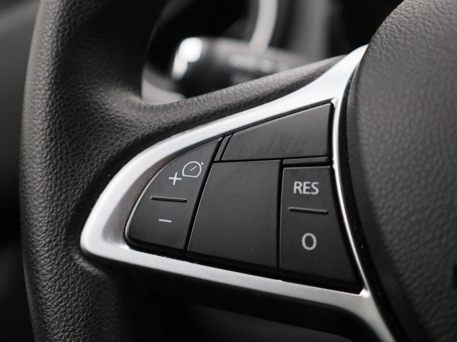 Dacia-Spring-image-18