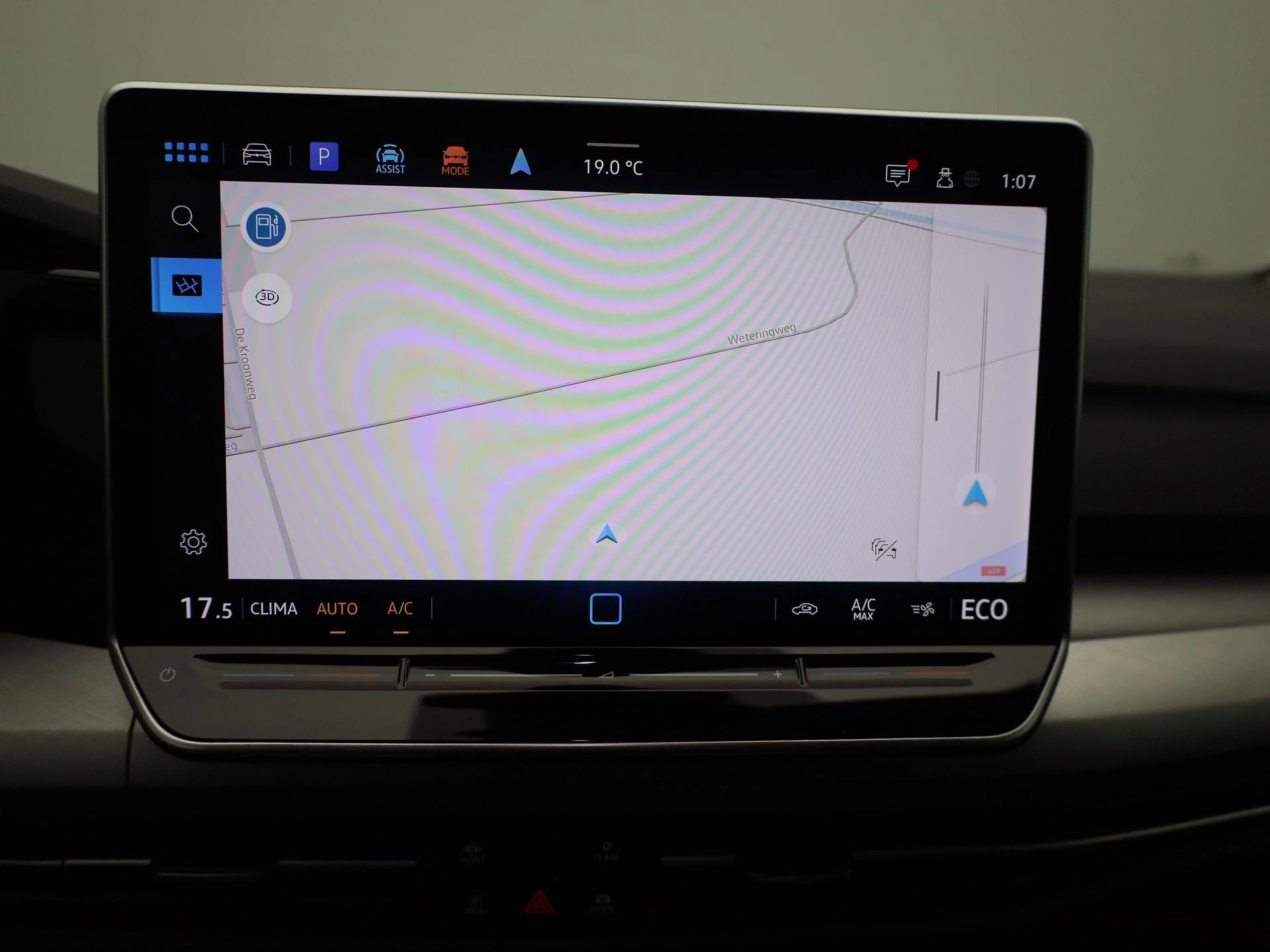 Volkswagen-Golf-image-17