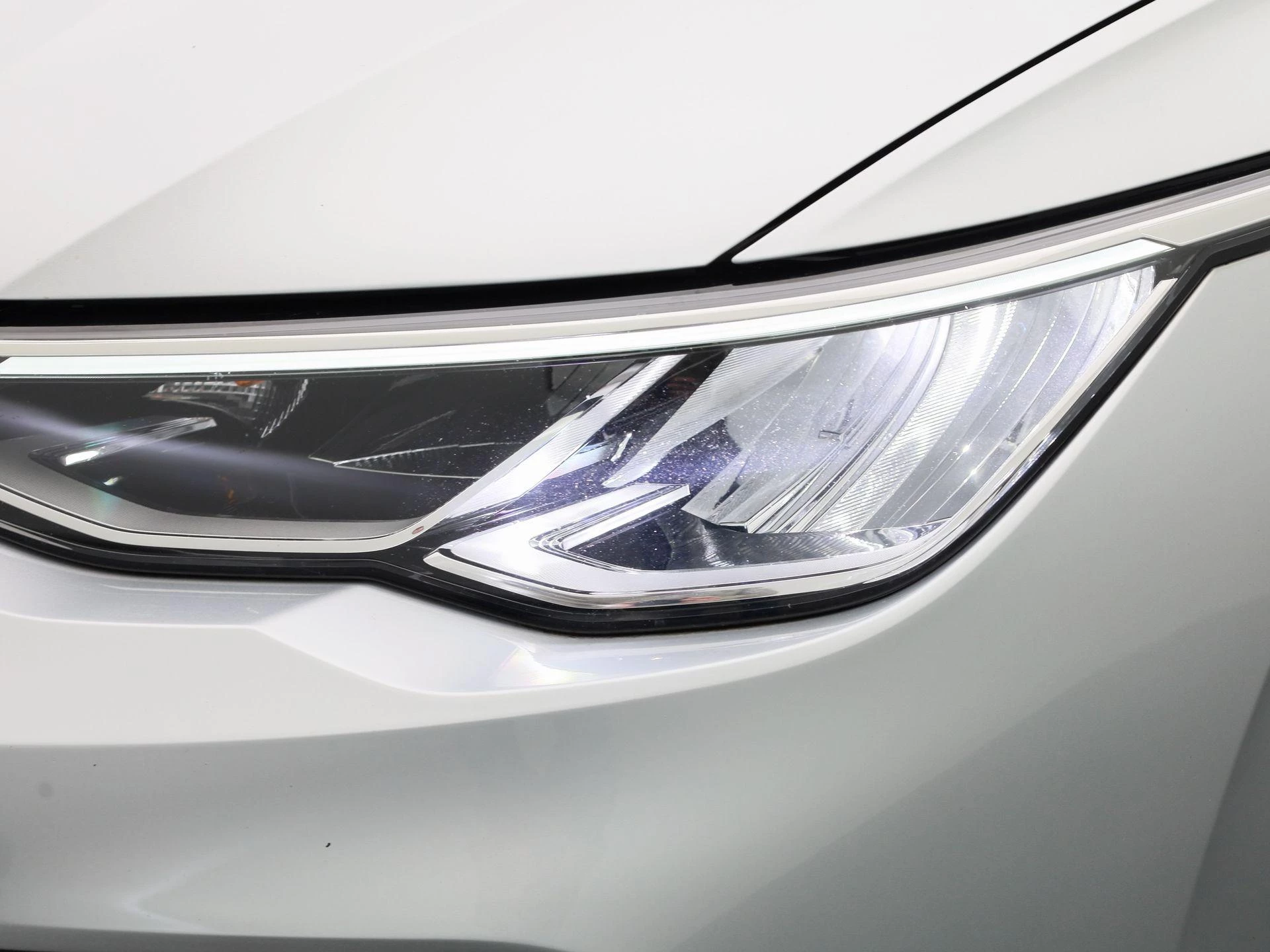 Volkswagen Golf VIII 1.0 eTSI 81kW Life DSG