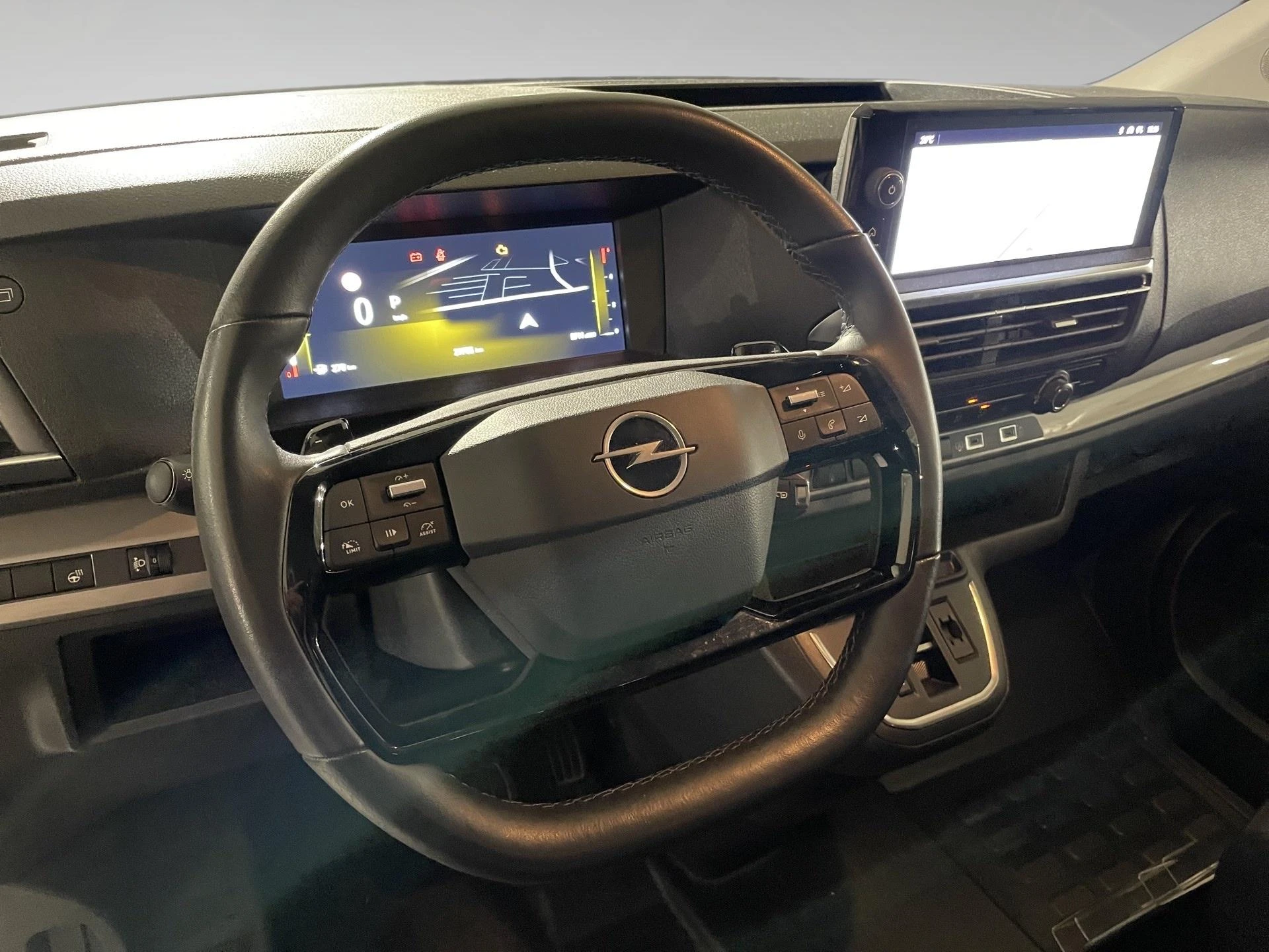 Opel-Zafira Life-image-7