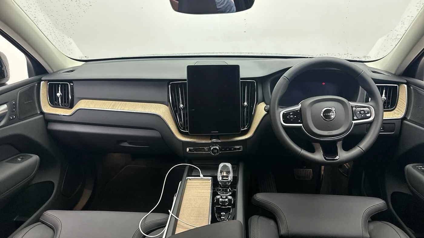 Volvo-XC60-image-6
