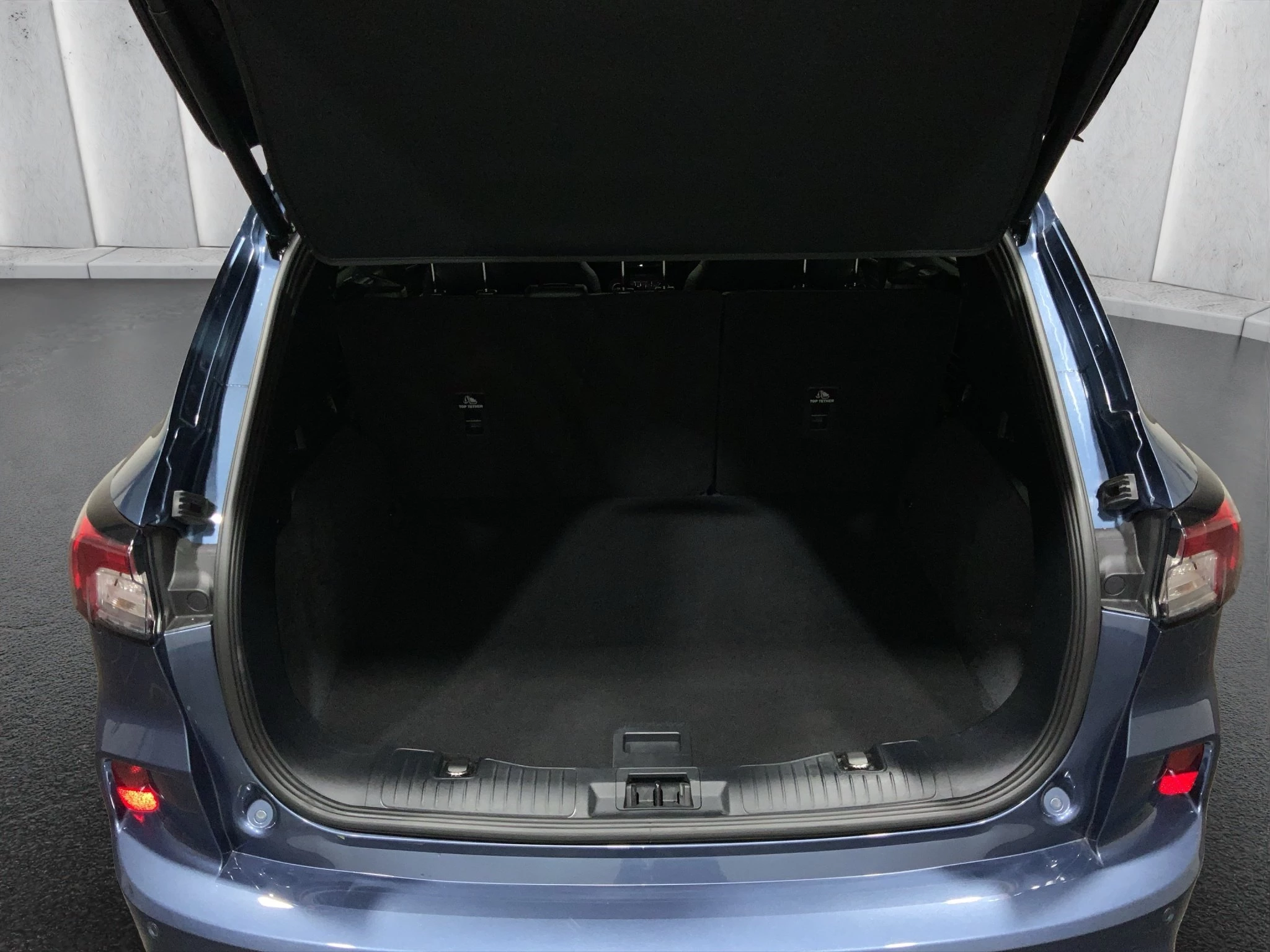 Ford Kuga ST-Line X | ACC | KAMERA | SHZ | LRHZ | WSH